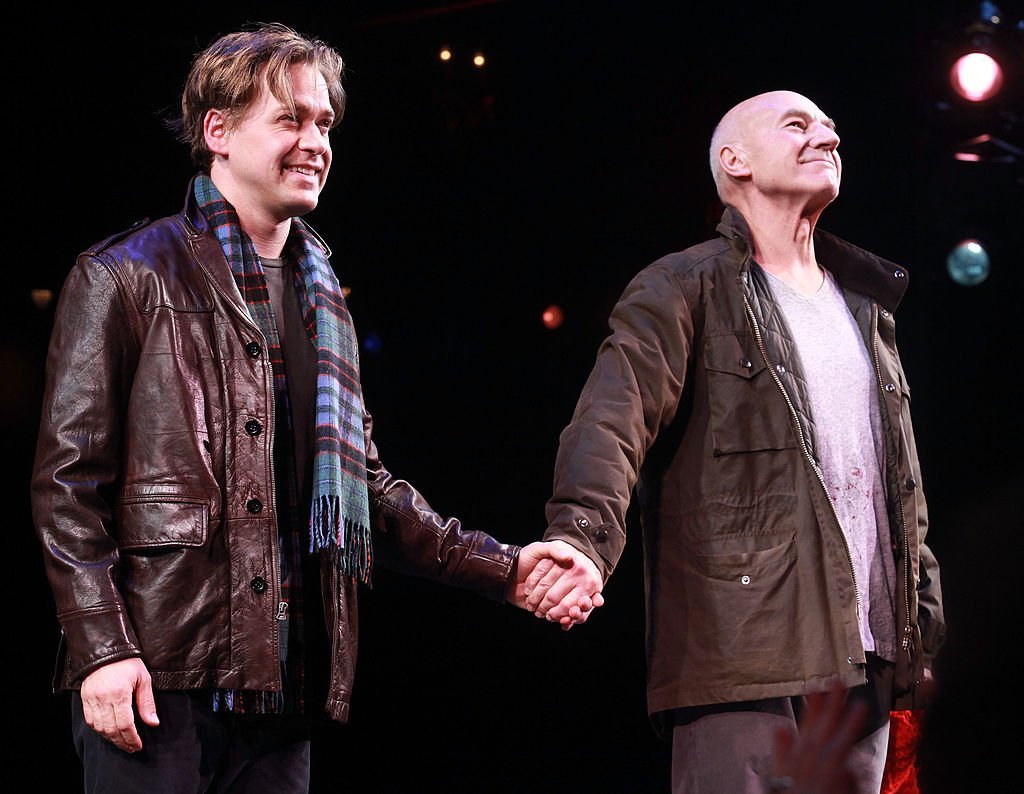 T.R. Knight and Patrick Stewart appear for the curtain call for opening night of "A Life in the Theatre" in New York City on Noctober 12, 2010 | Photo: Getty Images