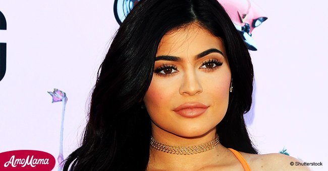 Kylie Jenner shares an old photo of her curvaceous pre-baby body while rocking a skimpy bikini