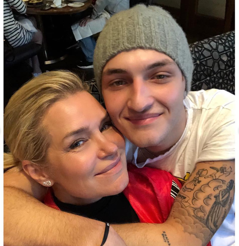 Yolanda Hadid as seen in a post dated January 1, 2019 | Source: Instagram/yolanda.hadid