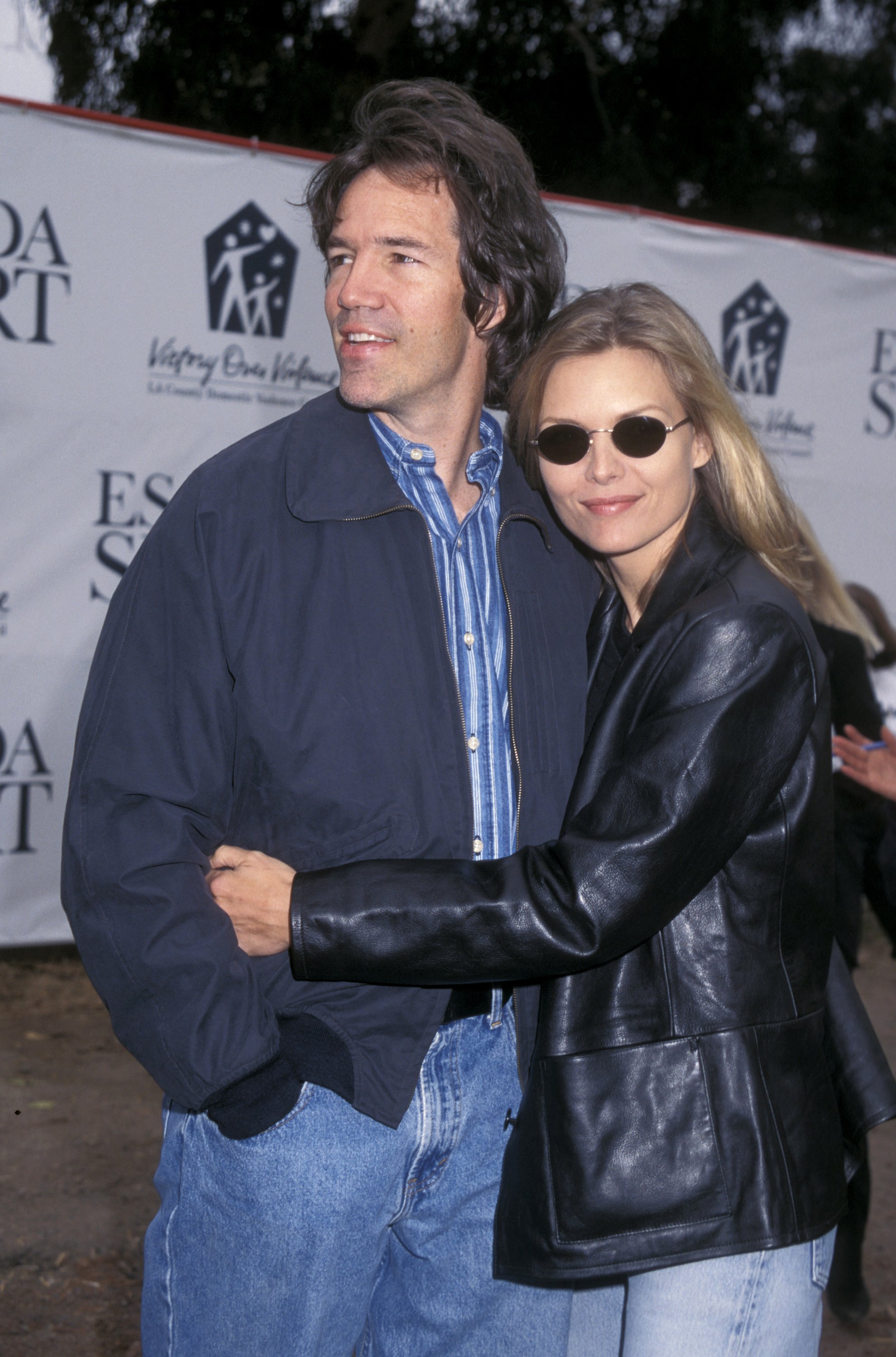 David E. Kelley and Michelle Pfeiffer at Will Rogers State Park in Pacific Palisades, California, United States on November 17, 1996 | Source: Getty Images