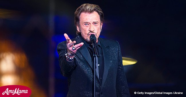 14 chanteurs ont honoré la mémoire de Johnny Hallyday en chantant ses chansons durant un concert dans le Loiret
