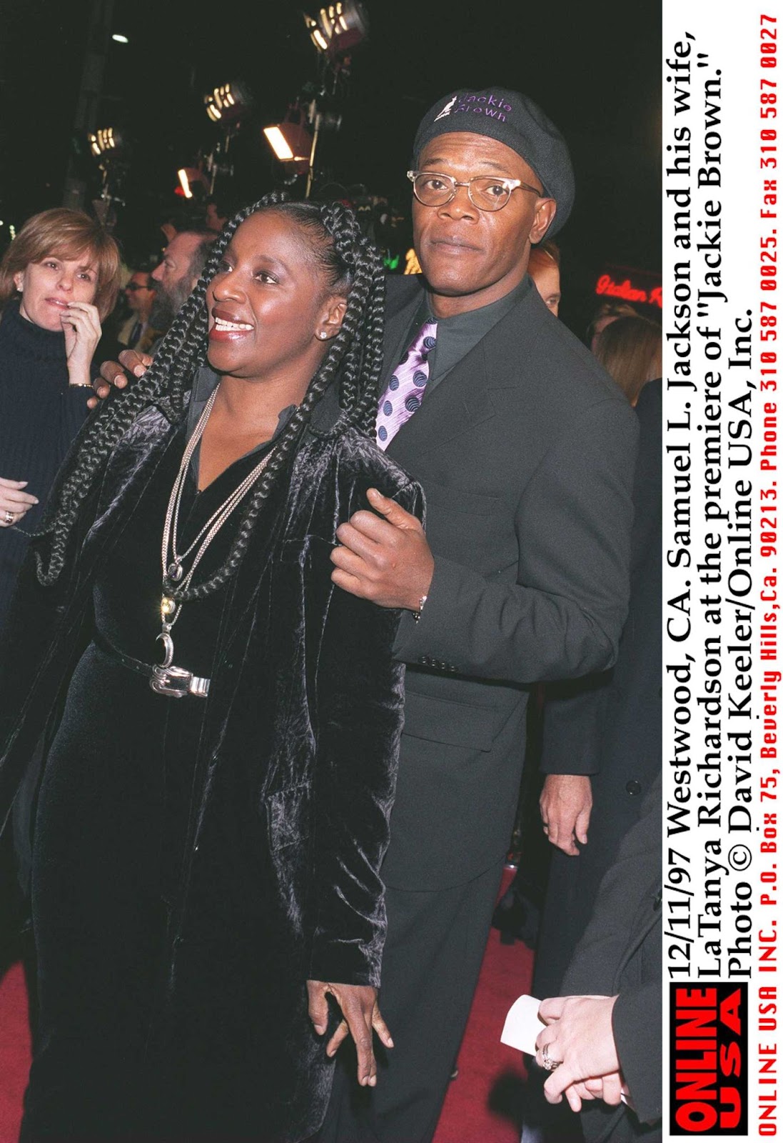 LaTanya Richardson and Samuel L. Jackson at the premiere of "Jackie Brown" in 1997. | Source: Getty Images