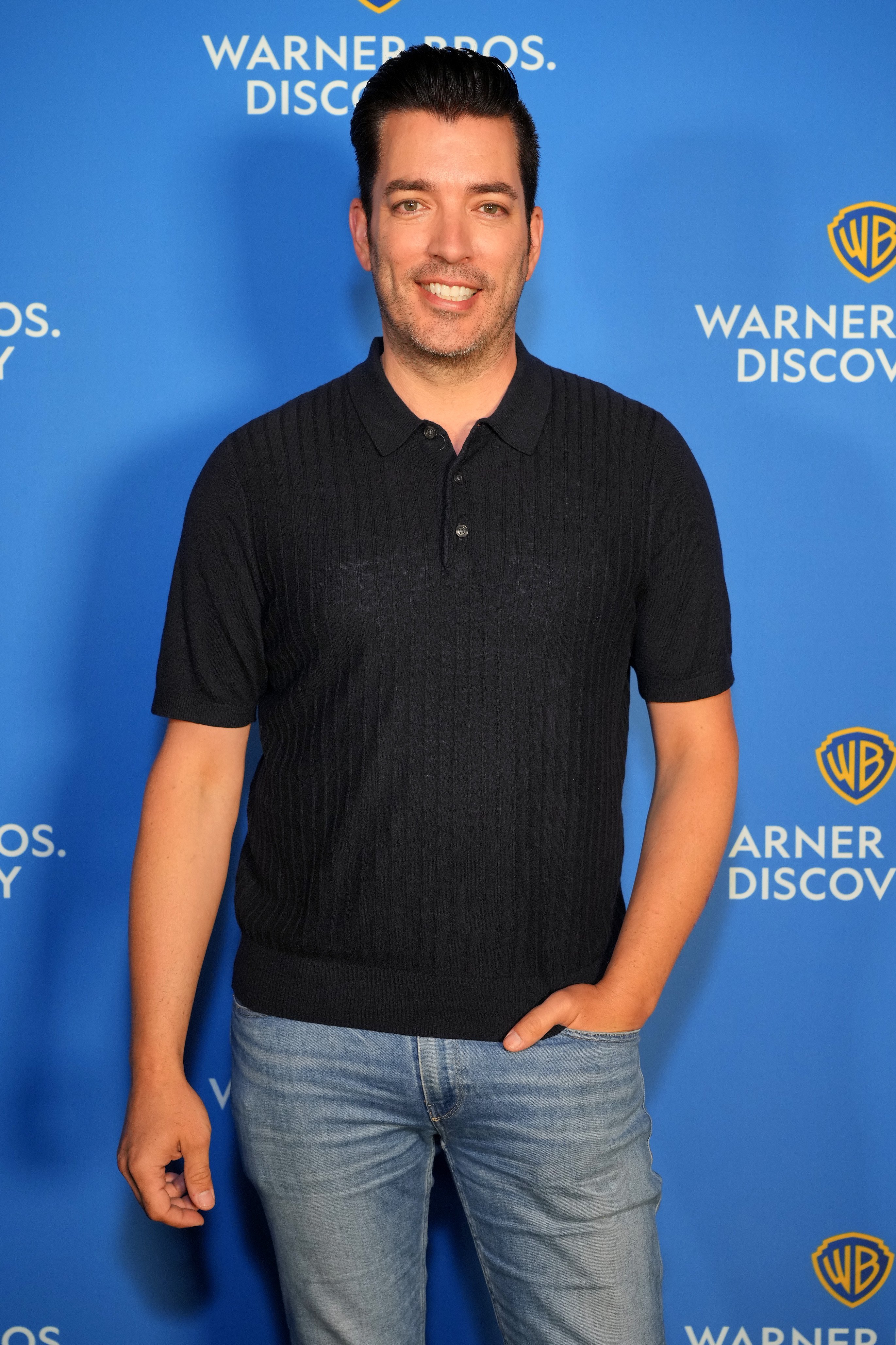 Jonathan Scott at the Warner Bros. Discovery Upfront 2022 arrivals on the red carpet at The Theater at Madison Square Garden on May 18, 2022 in New York City | Source: Getty Images