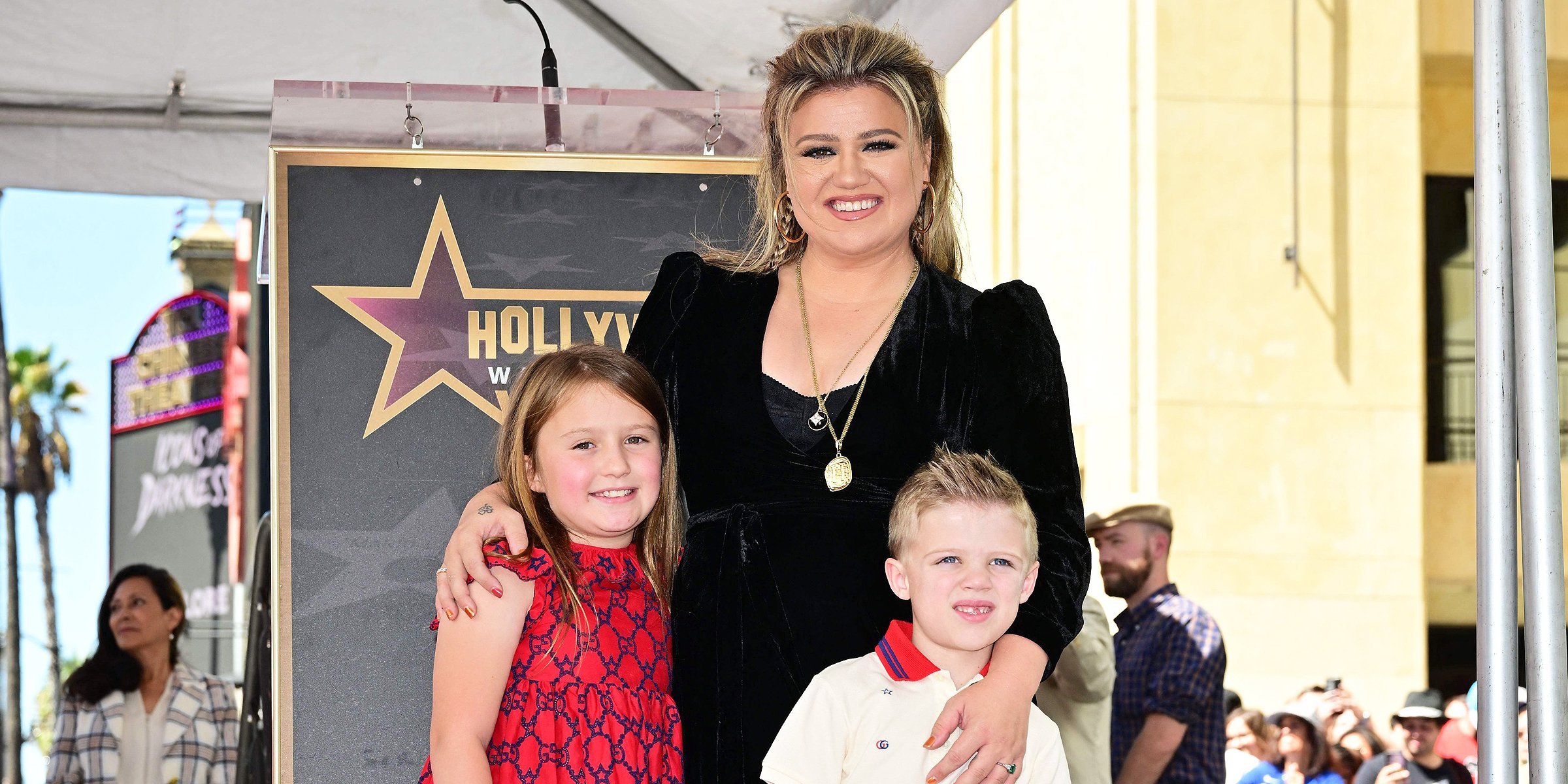 Kelly Clarkson y sus hijos River y Remington | Foto: Getty Images 