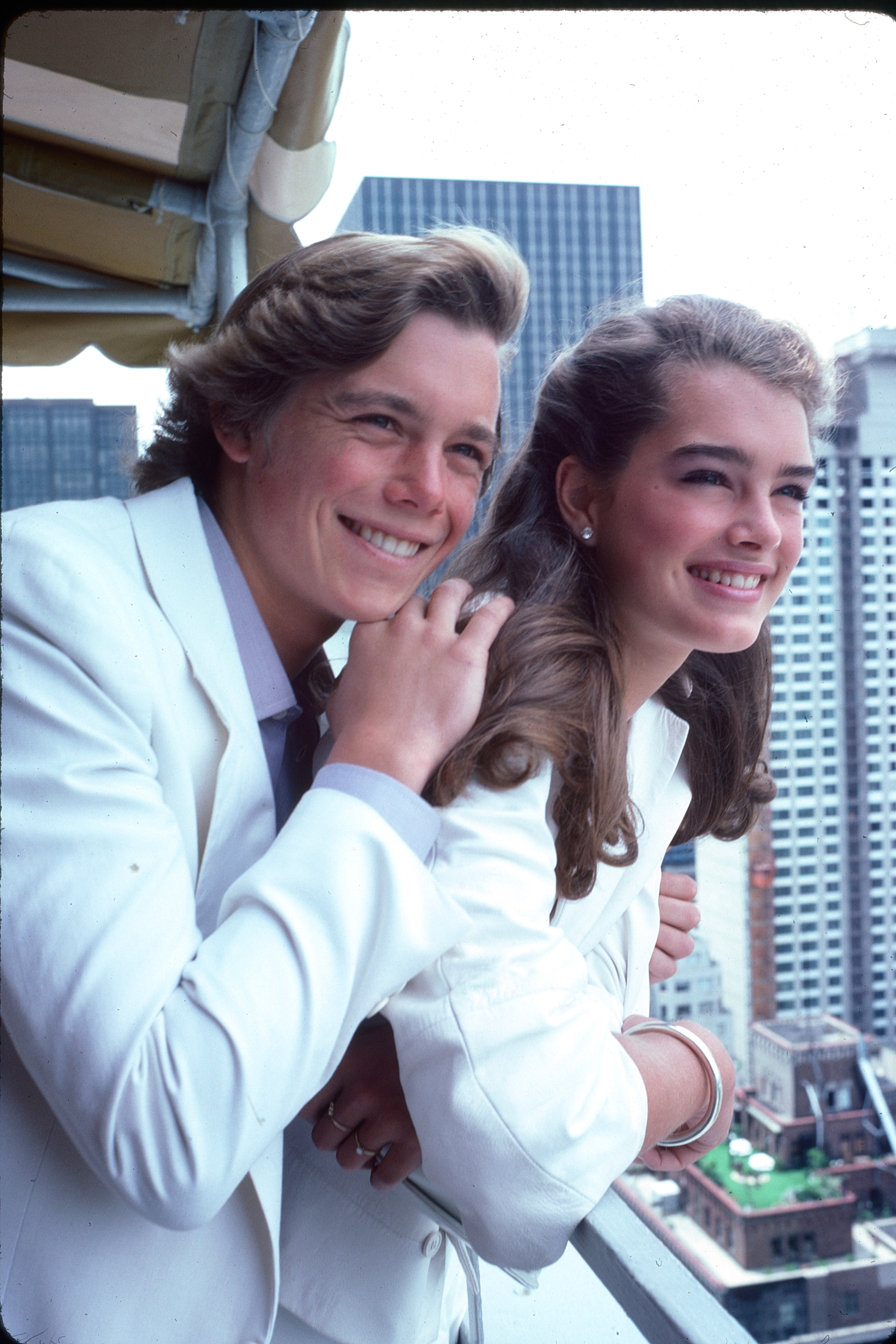 Christopher Atkins and Brooke Shields in New York, circa 1980. | Source: Getty Images