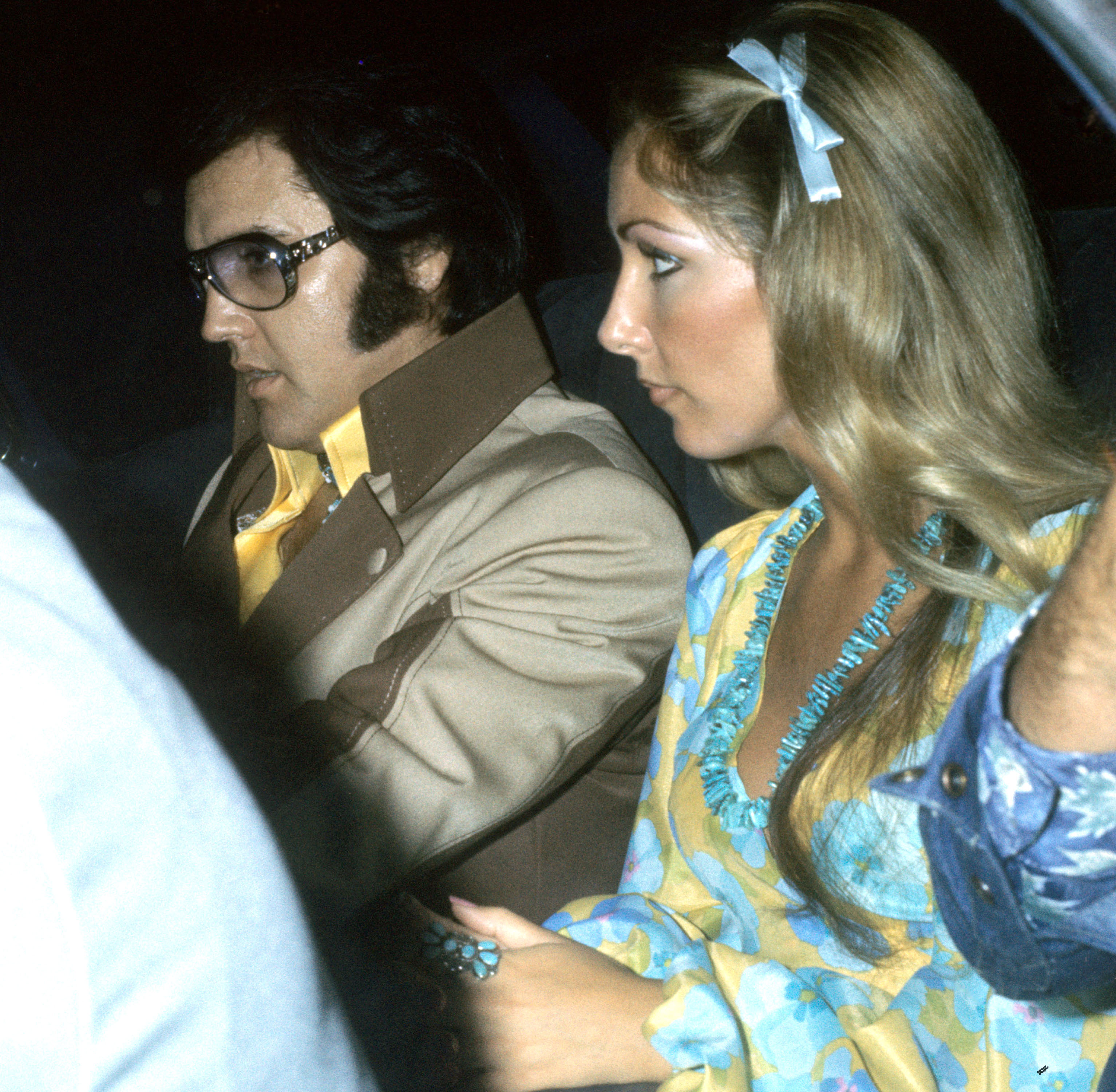 Elvis Presley and Linda Thompson on July 27, 1976 | Source: Getty Images