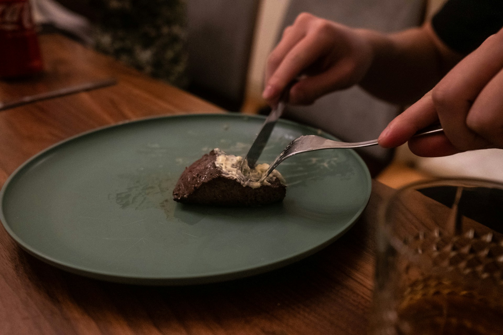 A person having a meal | Source: Unsplash