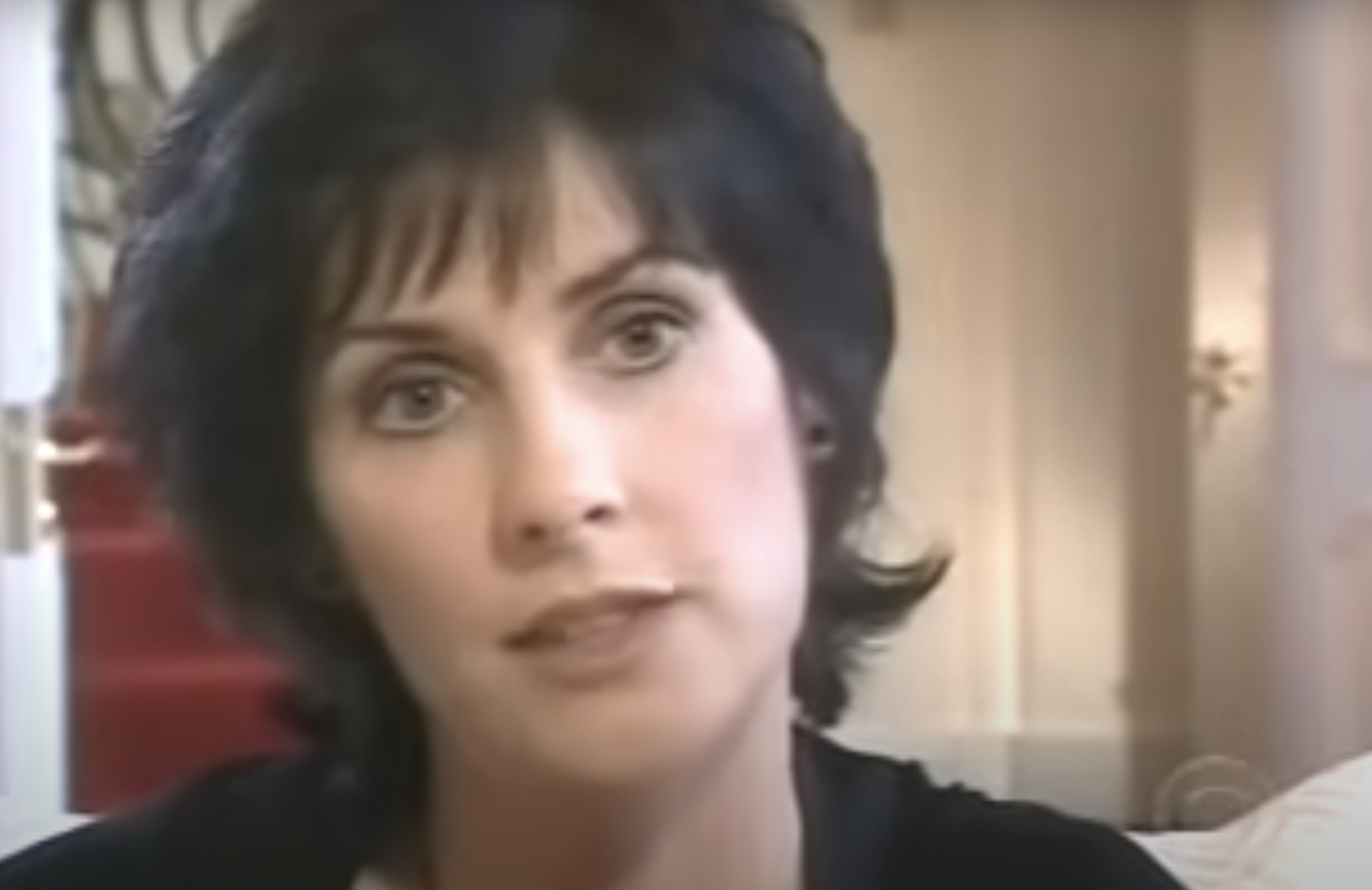 The musical star during a 2001 interview from a video dated January 26, 2022. | Source: YouTube/AndreW