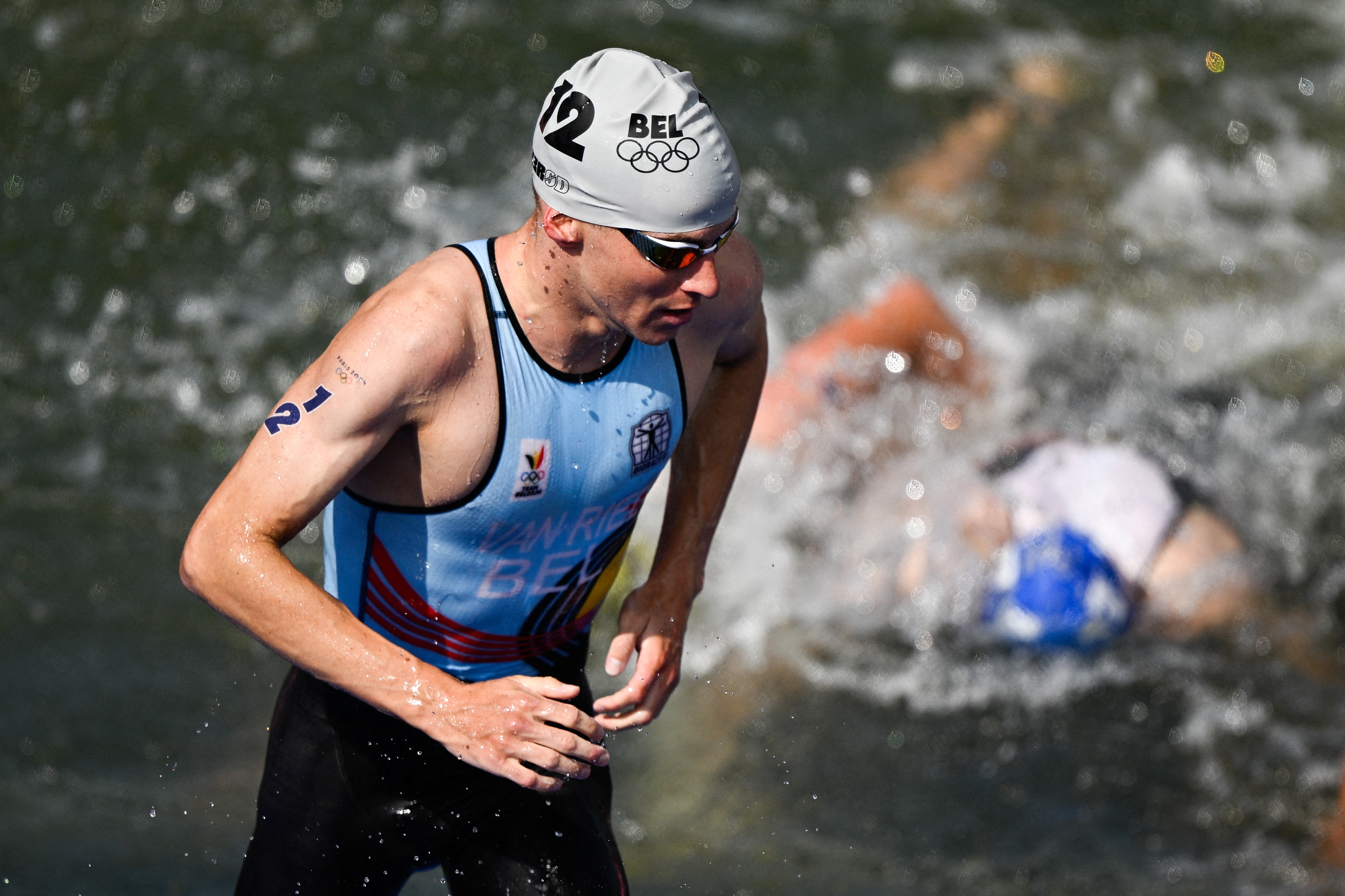 Marten Van Riel swims in the men’s individual triathlon at the Paris 2024 Olympics on July 31, 2024 | Source: Getty Images