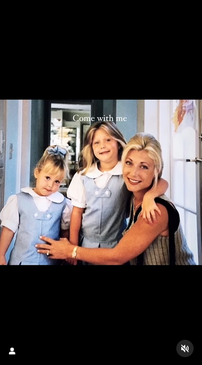 Pamela Bach-Hasselhoff with Taylor and Hayley when the siblings were children in a photo dated May 12, 2024 | Source: Instagram/tay