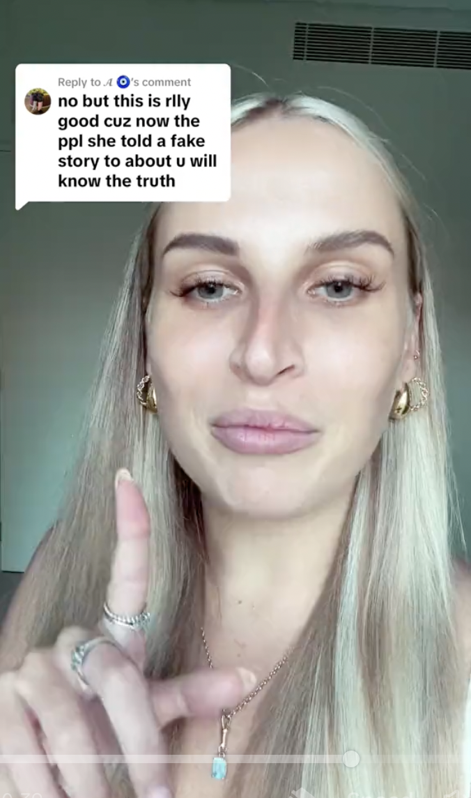 Amy Dickinson claiming she will not tolerate lies about her | Source: tiktok/amzdick