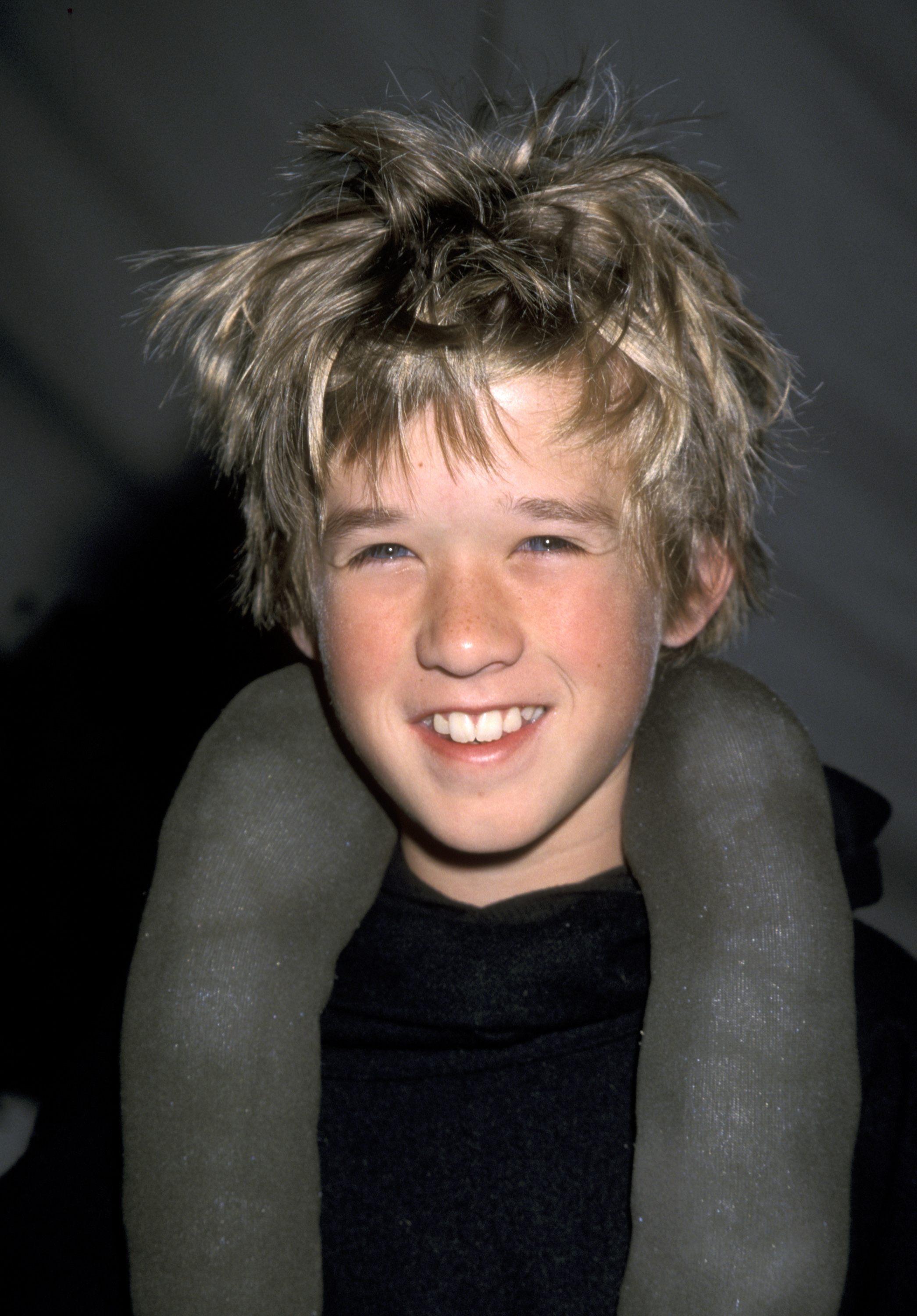 Haley Osment during 6th Annual Dream Halloween Benefit at Barker Hangar on October 30, 1999 in Santa Monica, California. | Source: Getty Images