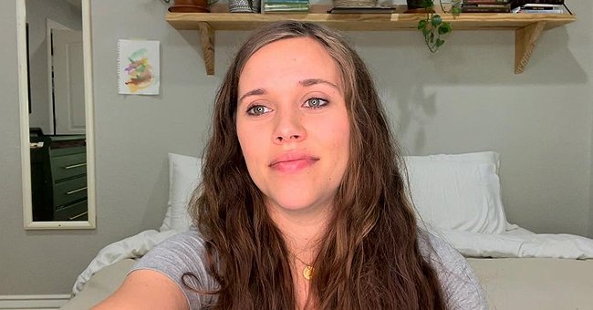 Jessa Seewald in a still from a video recording giving her fans an update on her fourth pregnancy on June 11, 2021 | Photo: Instagram/jessaseewald