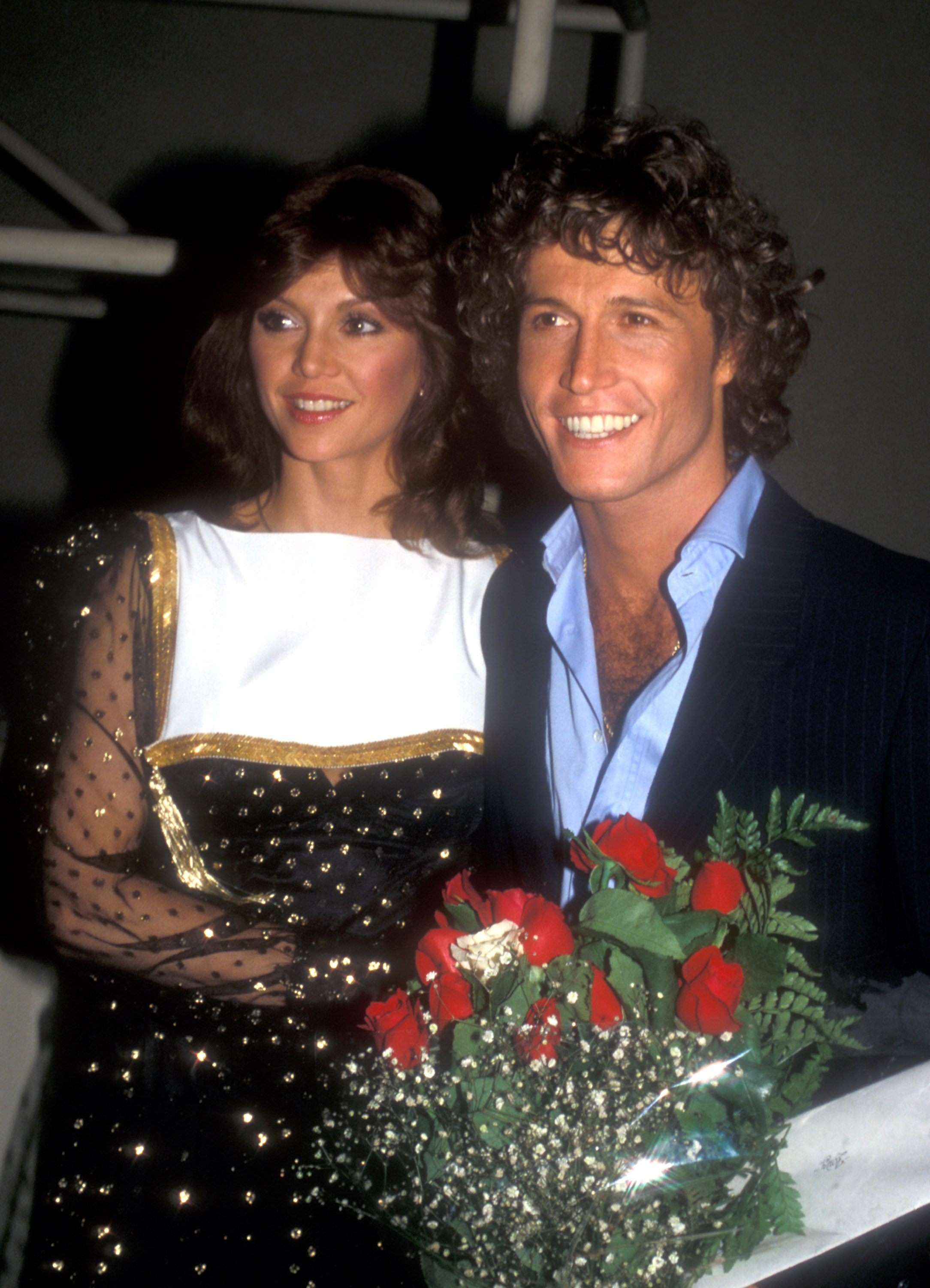 Victoria Principal and Andy Gibb at the "Pirates of Penzance" play opening in Los Angeles, California, on June 10, 1981 | Source: Getty Images