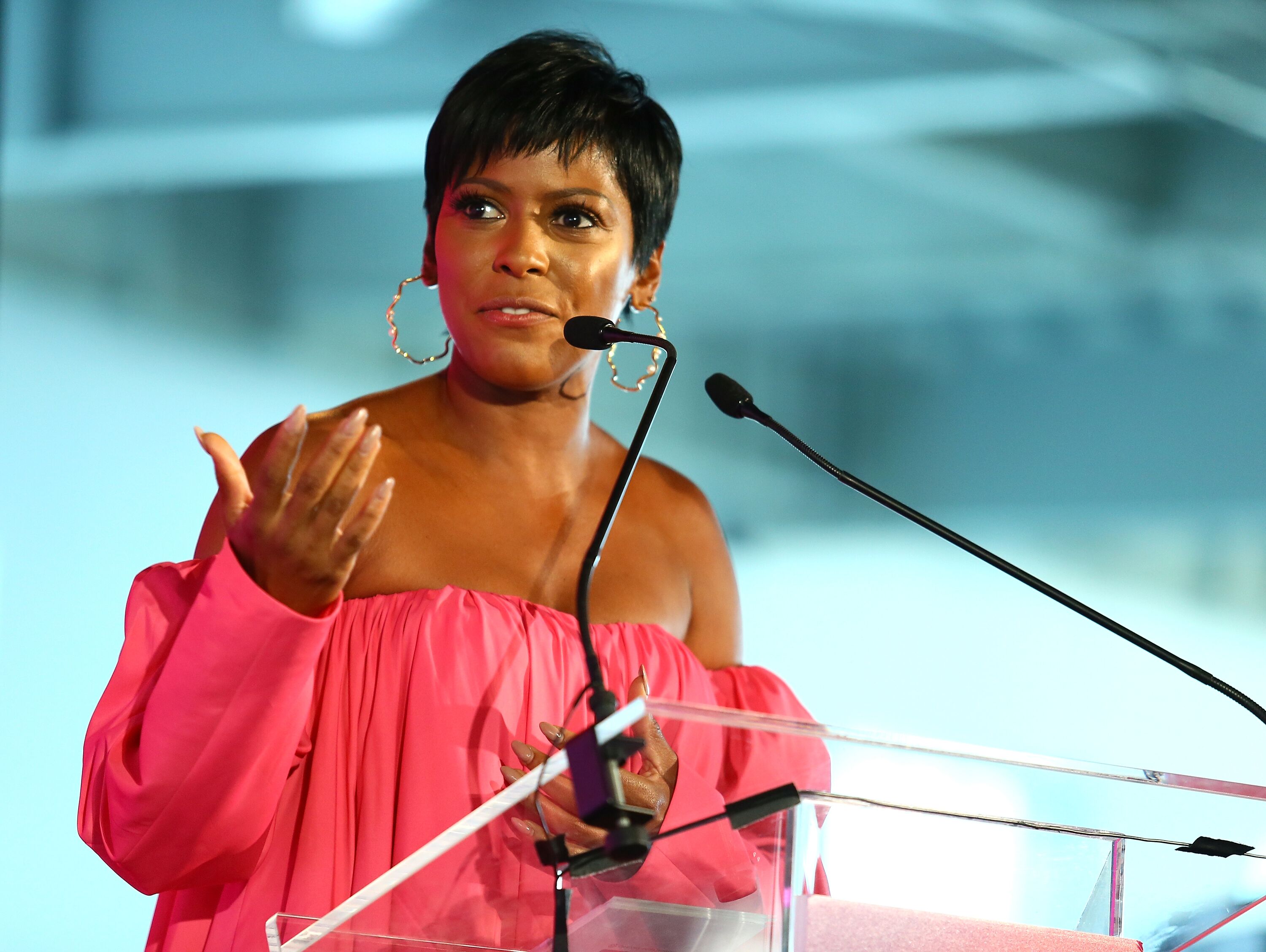 Tamron Hall speaking at a conference | Source: Getty Images/GlobalImagesUkraine