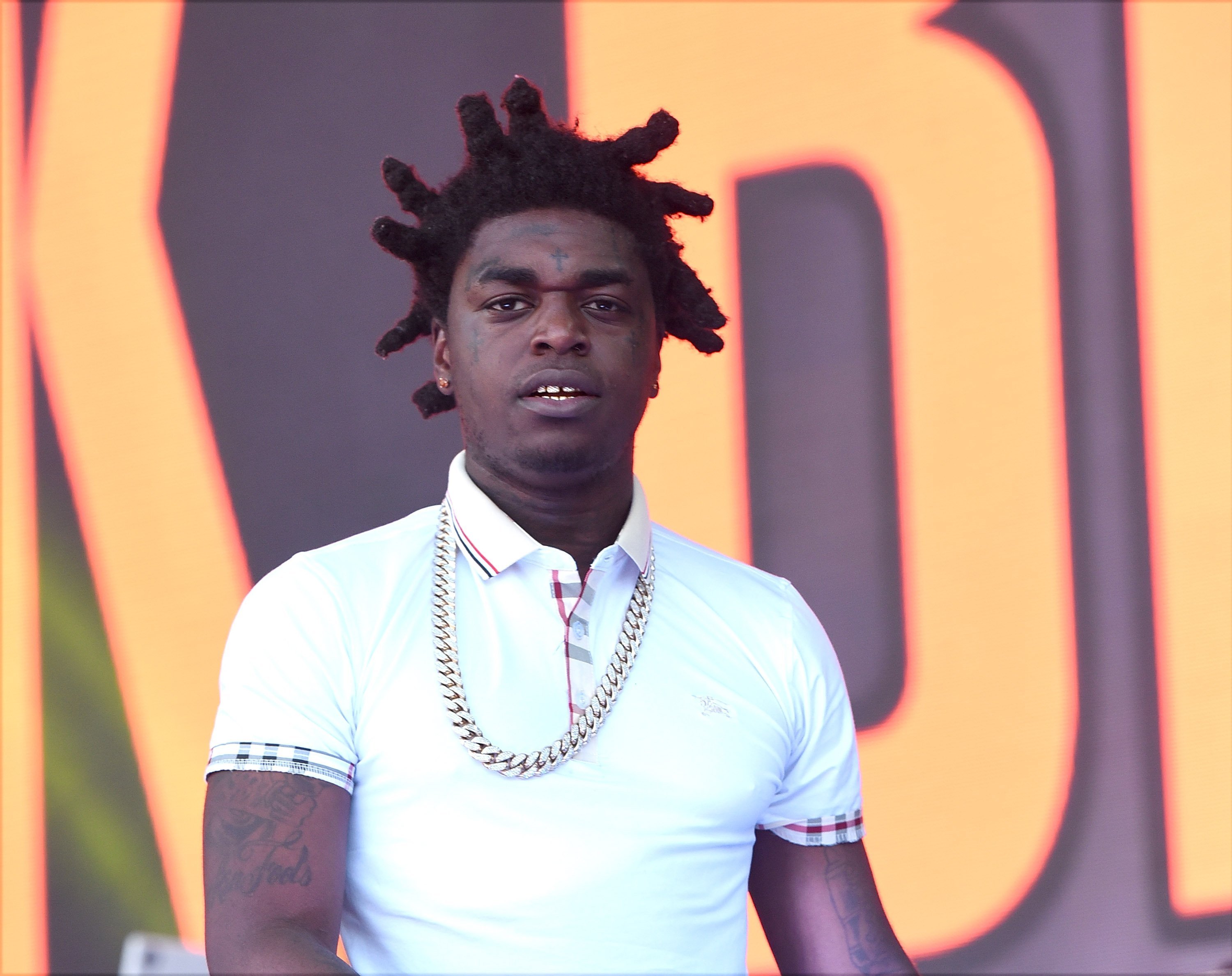 Rapper Kodak Black seen backstage at the Rolling Loud Festival in California in October 2017. | Photo: Getty Images