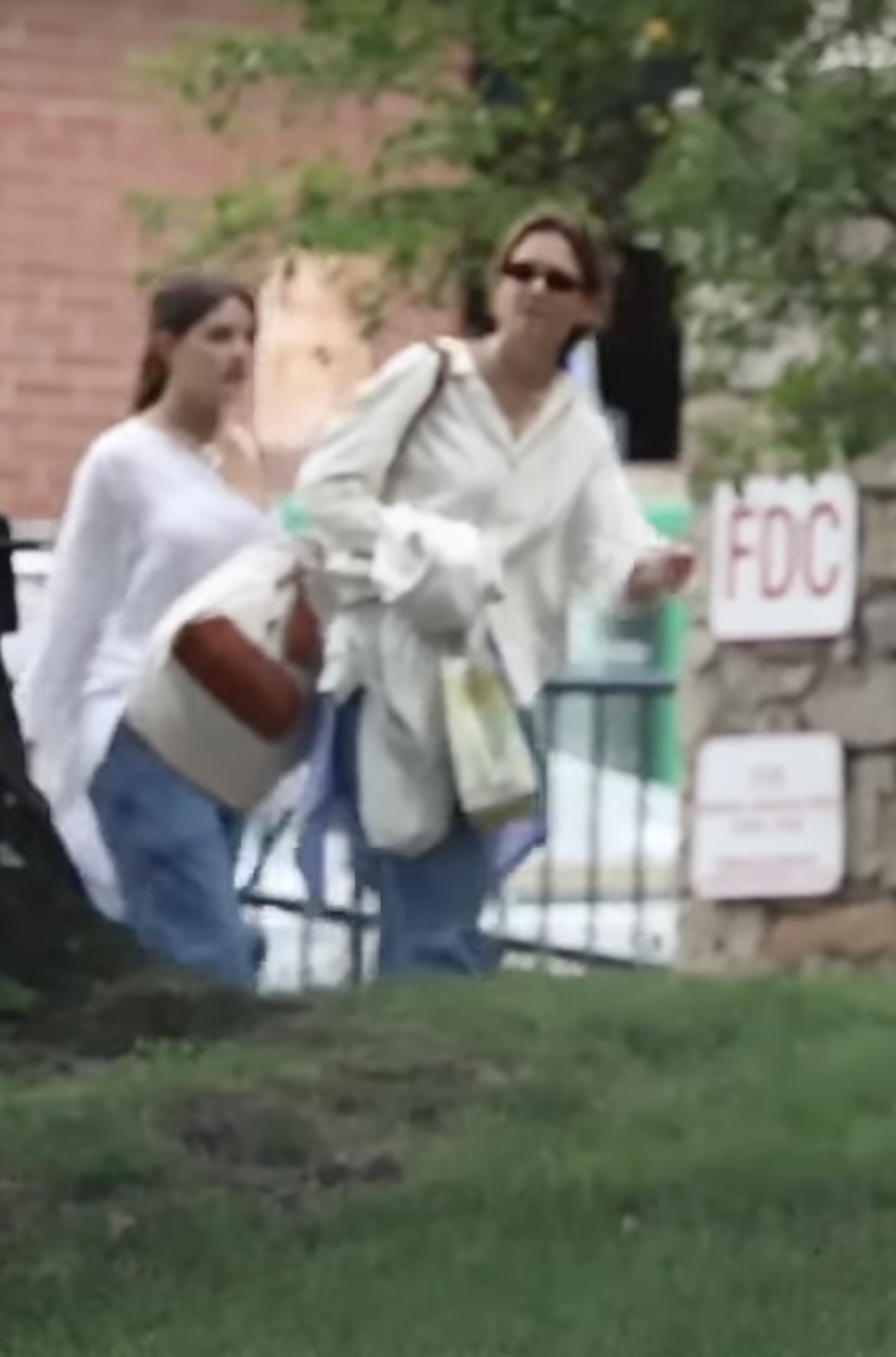 Katie Holmes and Suri Cruise at the Carnegie Mellon University campus in a post dated August 20, 2024 | Source: YouTube/Page Six