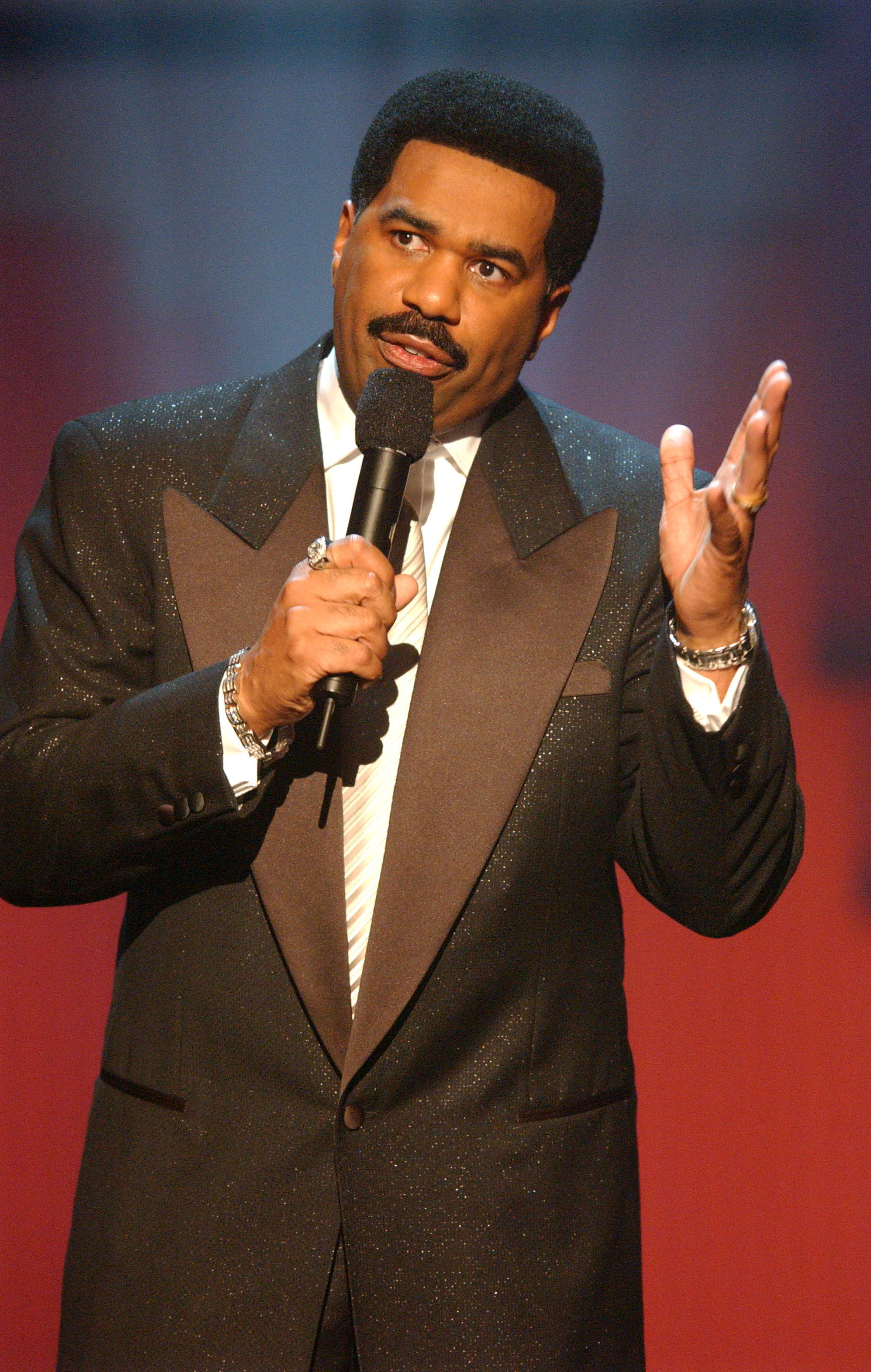 Steve Harvey performs at BET's 2nd Annual Celebration of Gospel in Los Angeles, California on January 26, 2002 | Source: Getty Images