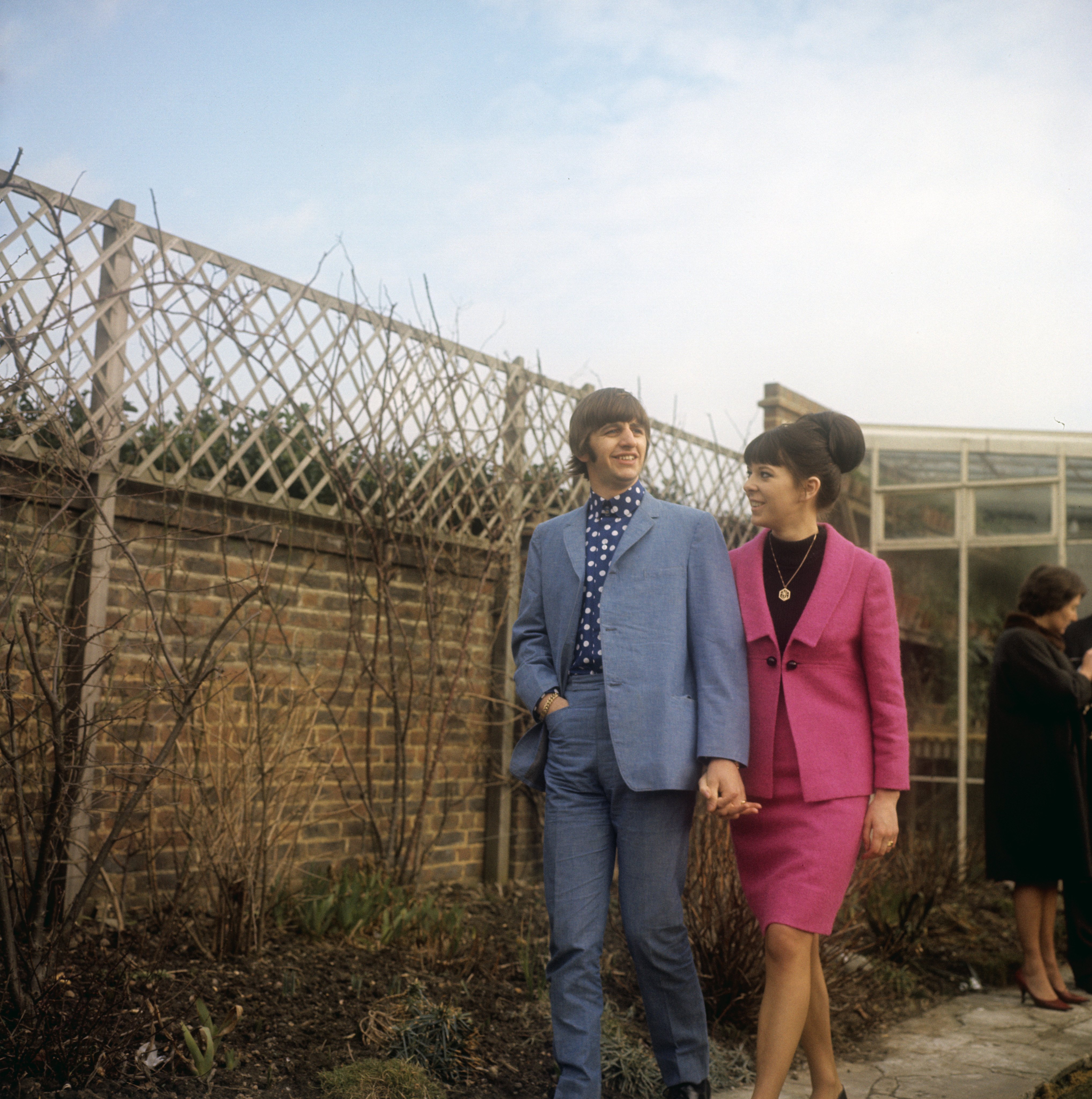 Maureen Starkey and Ringo Star Walking in Sussex during their honeymoon | Source: Getty Images