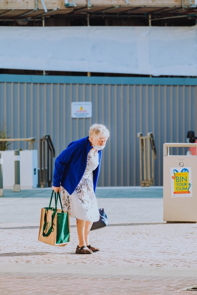 Taylor saw the old lady walk out of his pharmacy | Source: Unsplash