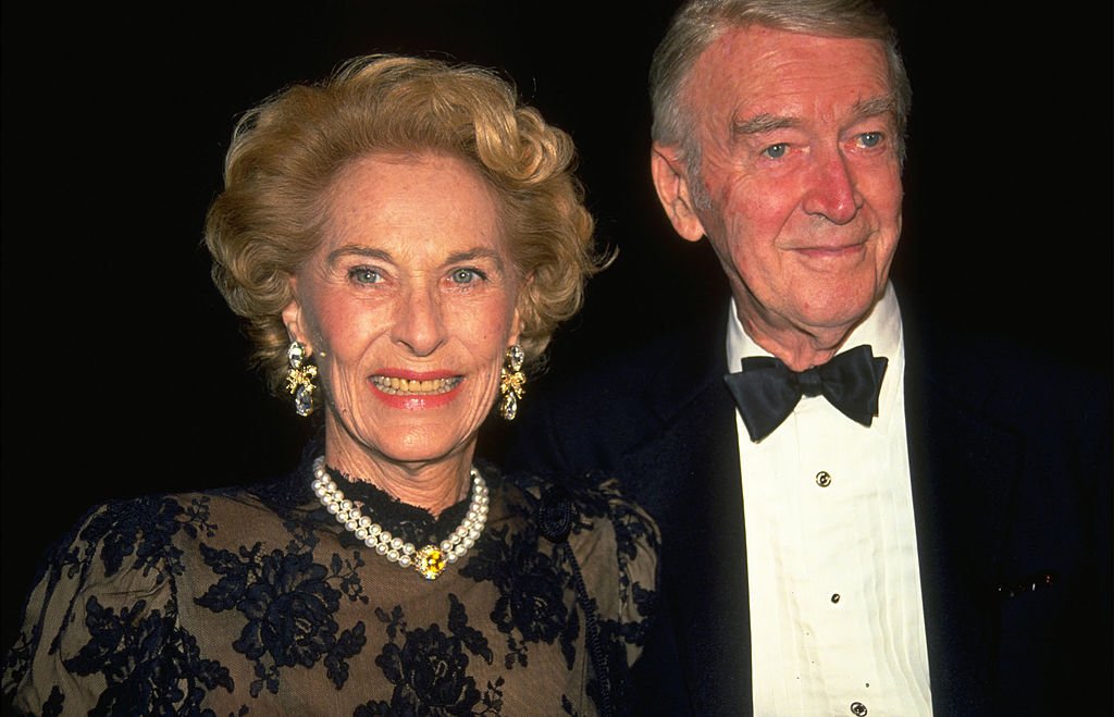 Portrait of James Stewart and his wife Gloria McLean on March 05, 1999. | Photo: Getty Images