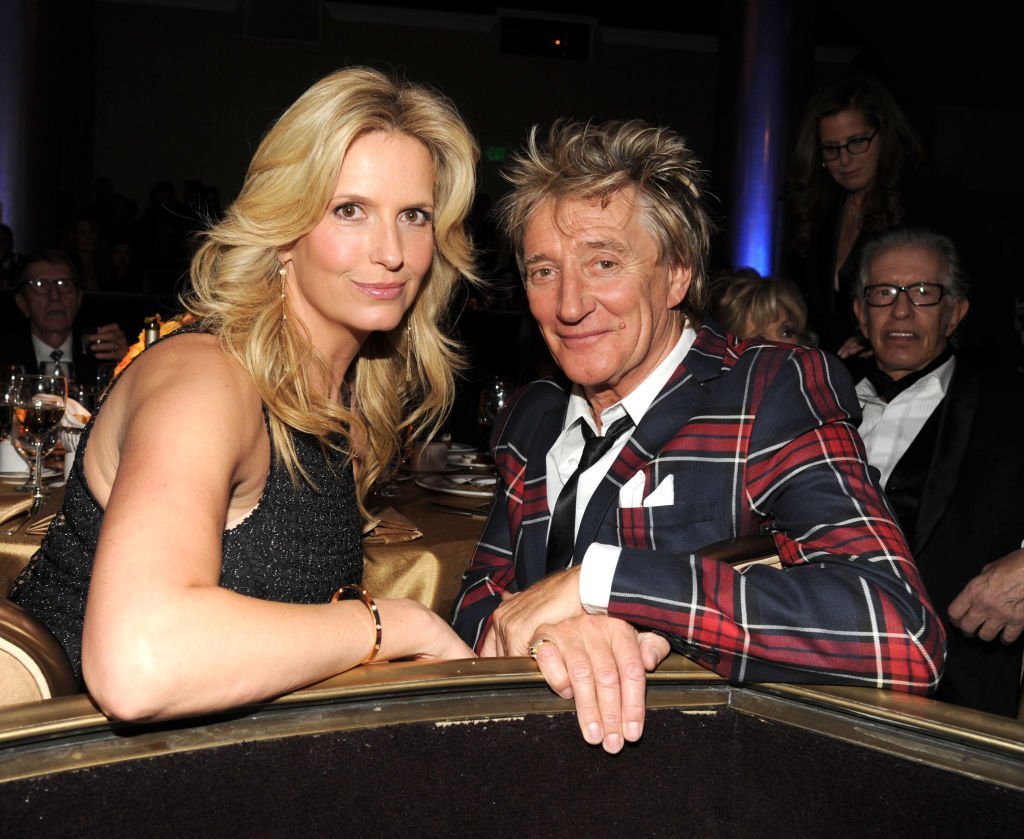 Penny Lancaster and Rod Stewart during the 56th annual GRAMMY Awards Pre-GRAMMY Gala on January 25, 2014 | Photo: Getty Images