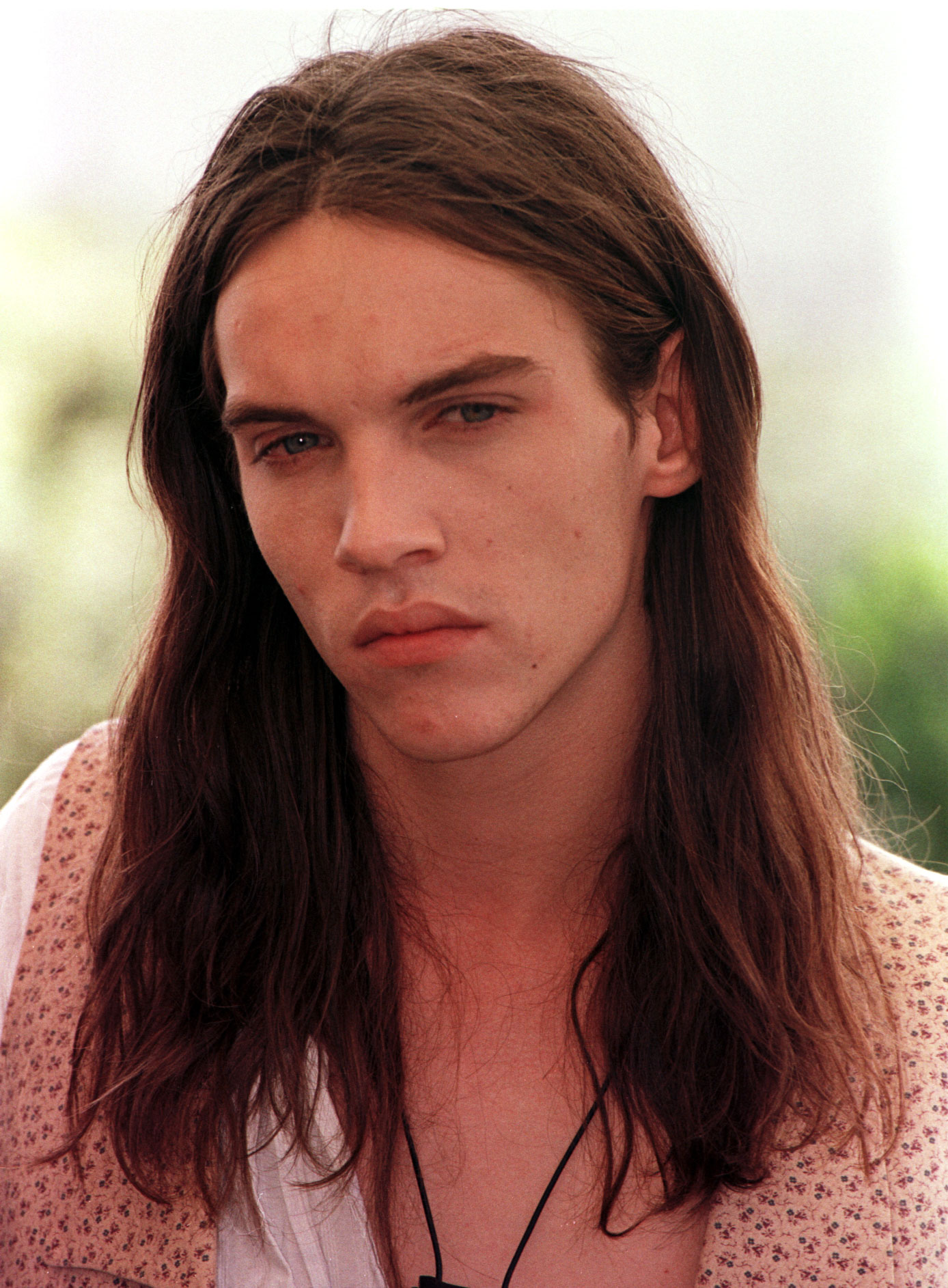 The actor pictured at a photocall during the 51st Cannes Film Festival on May 22, 1998, in Cannes, France. | Source: Getty Images