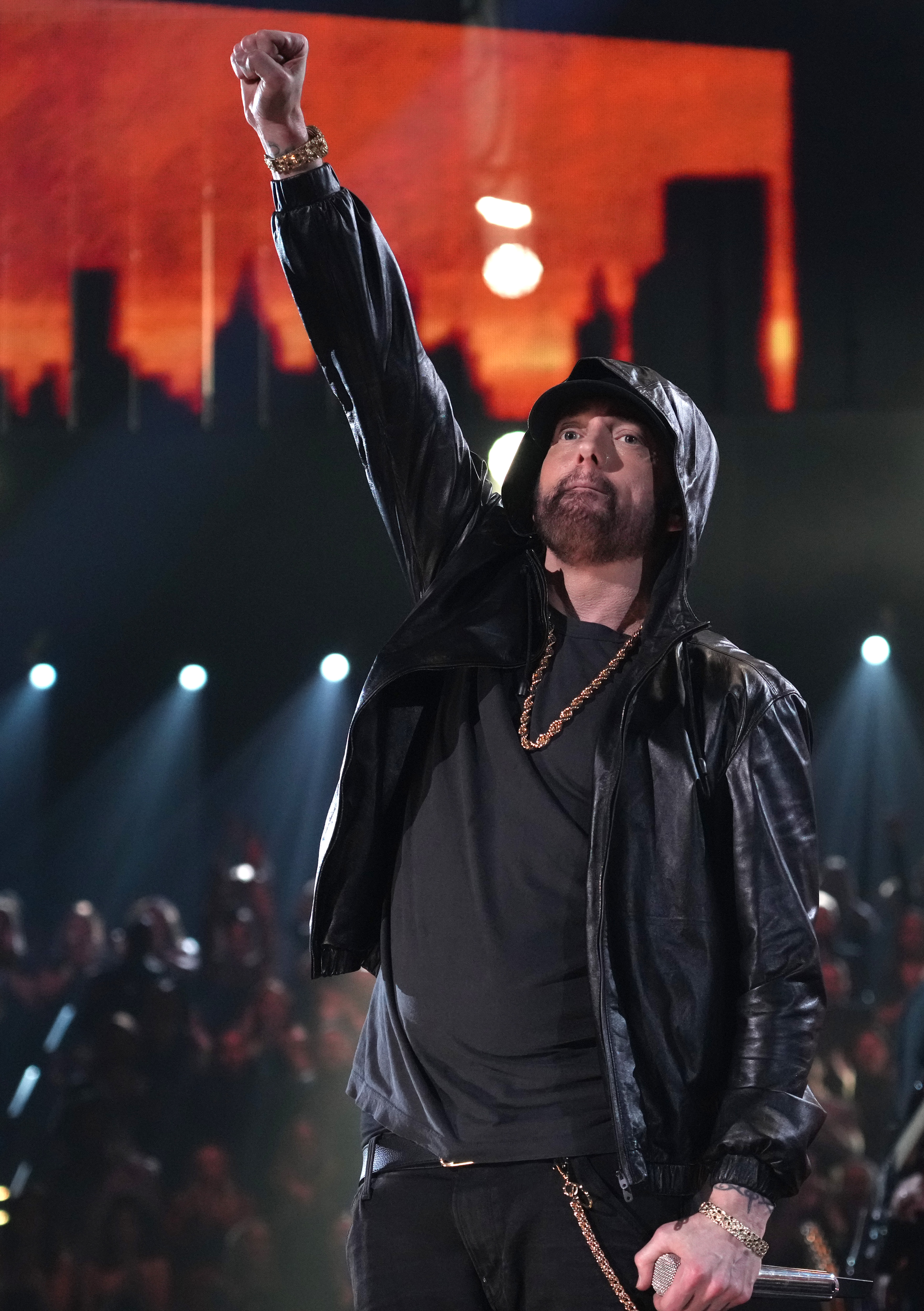 Eminem performs at his induction at the 37th Rock & Roll Hall of Fame in Los Angeles on November 5, 2022 | Source: Getty Images