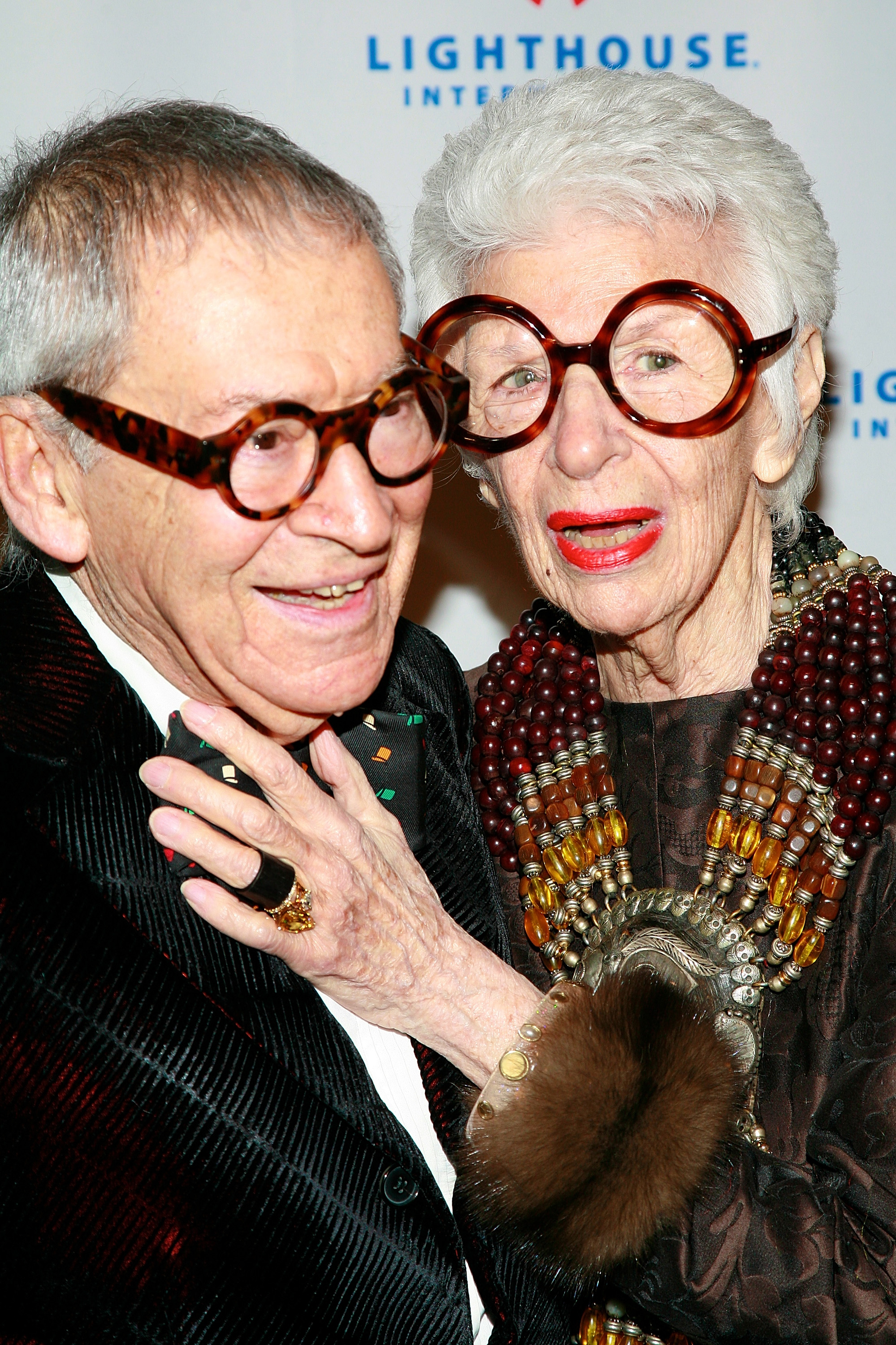 Carl and Iris Apfel at the 2008 Lighthouse International Light Years Gala in New York City | Source: Getty Images