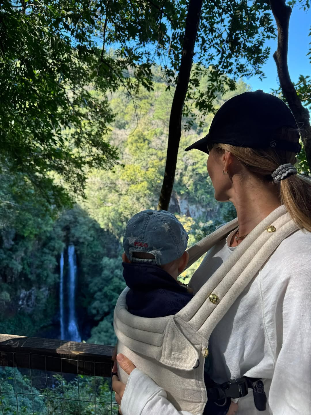 A photo from Gisele Bündchen's Instagram carousel, shared on July 24, 2025 | Source: Instagram/gisele