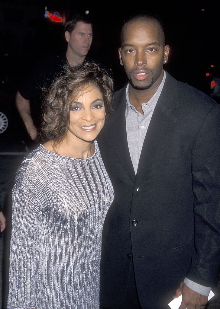 Jasmine Guy and husband Terrence Duckette attend the Beloved Westwood Premiere on October 12, 1998 | Photo: Getty Images