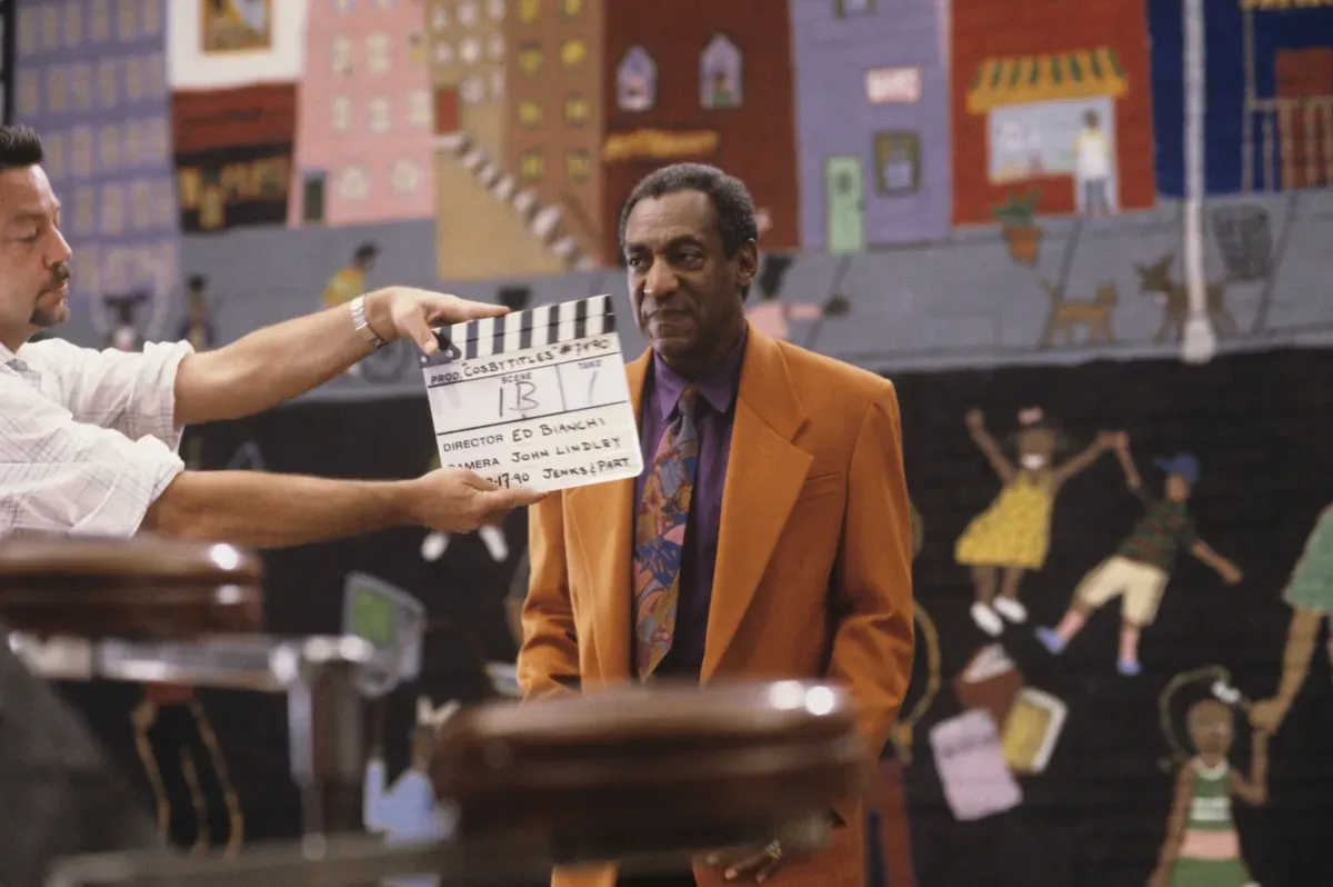 Bill Cosby pictured filming an opening sequence in New York in 1990. | Photo: Getty Images