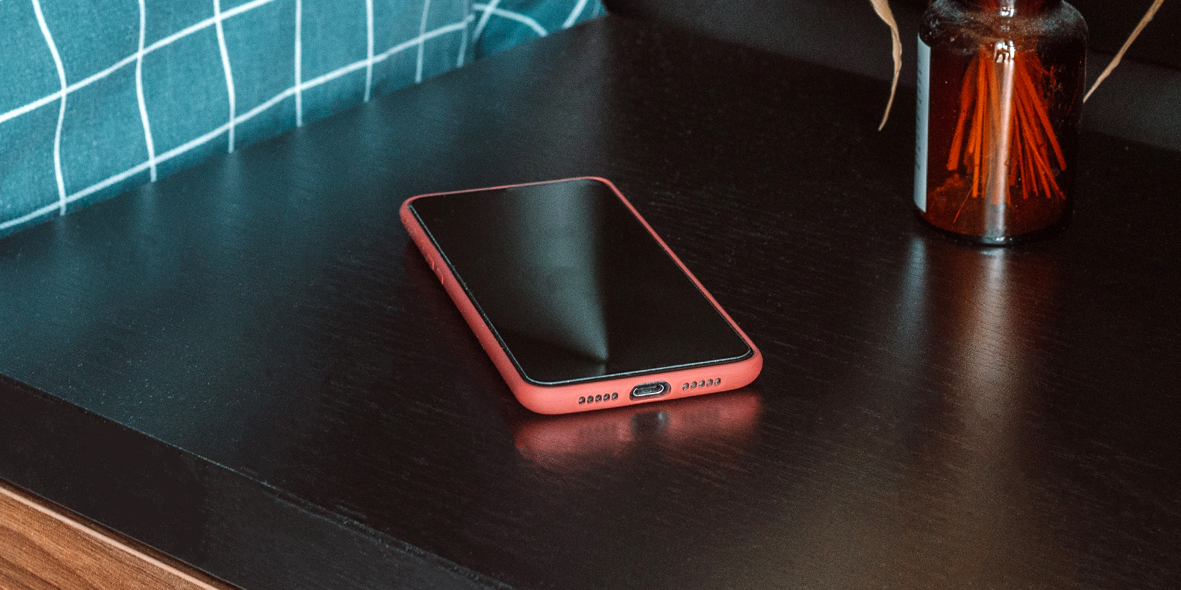 A phone on a table | Source: Shutterstock