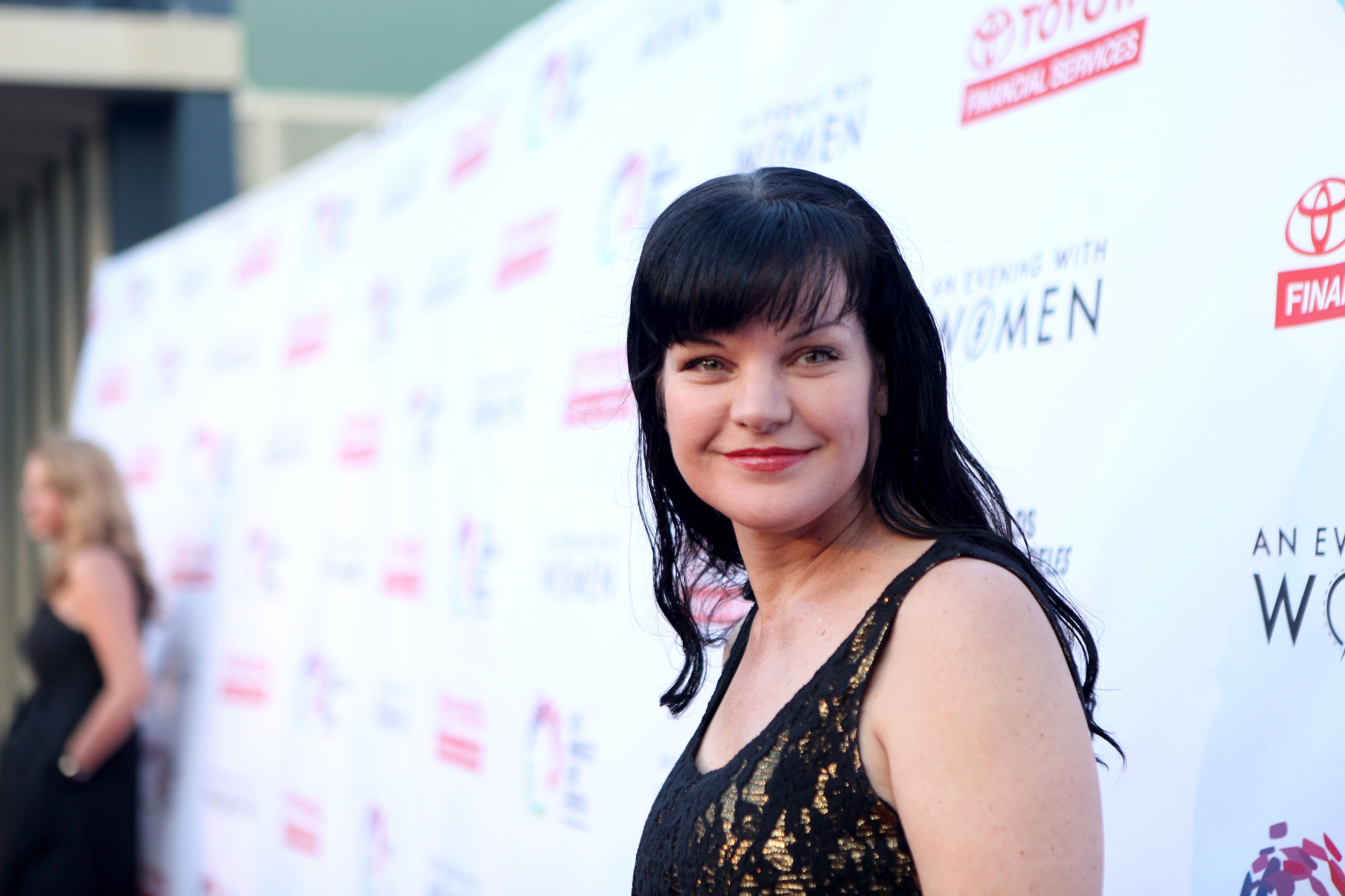 Pauly Perrette attends An Evening with Women benefiting the Los Angeles LGBT Center on May 21, 2016 | Photo: GettyImages