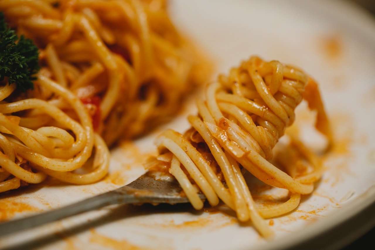 Plato de espaguetis. | Foto: Pexels