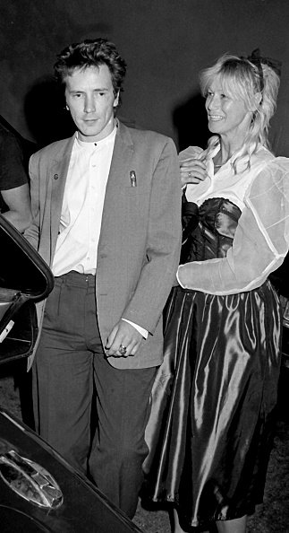 Johnny Rotten and Nora Forster on May 10, 1984 at Le Dome Restaurant in Hollywood, California. | Photo: Getty Images