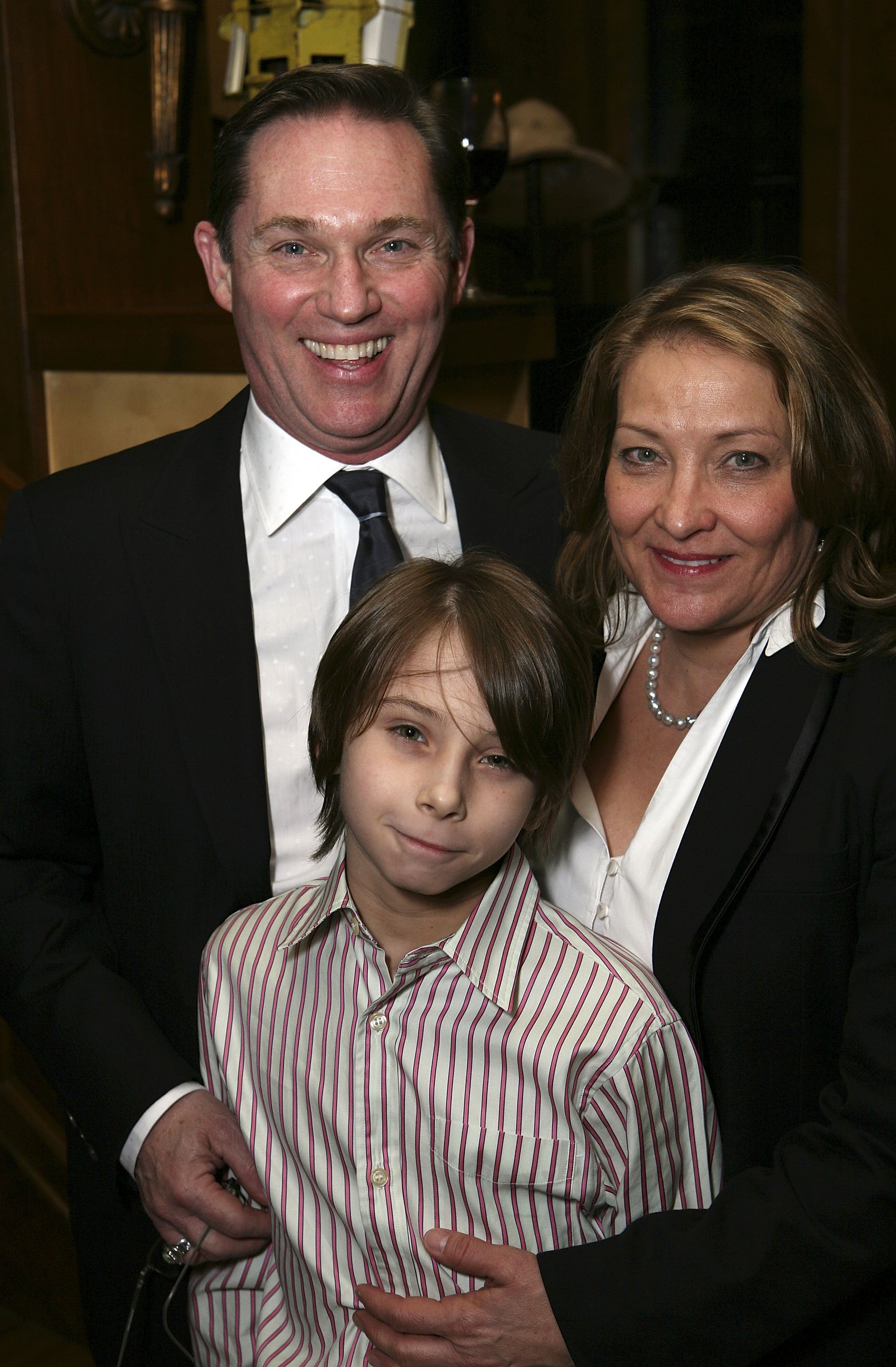 Richard Thomas with his son Montana and his wife Georgiana during the party for the opening night performance of "Twelve Angry Men" on March 29, 2007, in Los Angeles, California | Source: Getty Images