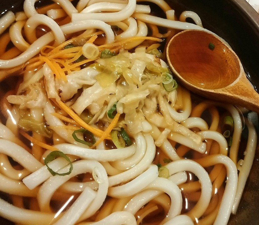 Sopa de fideos con verduras│Imagen tomada de: Pixabay Sopa de fideos con verduras│Imagen tomada de: Pixabay