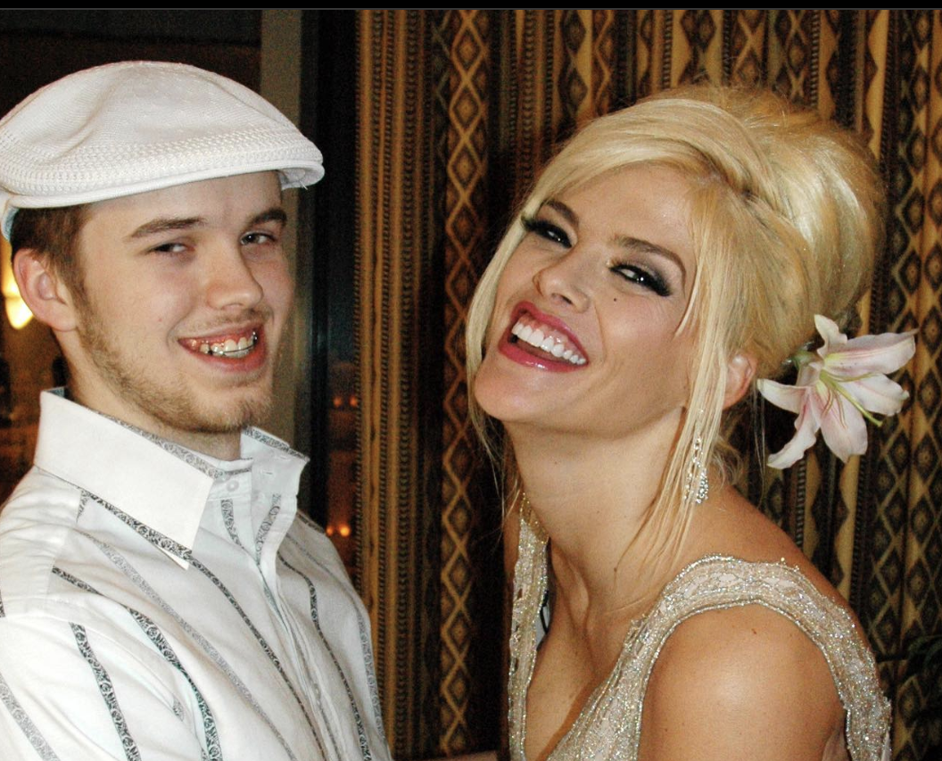 Daniel Wayne Smith and his mother, Anna Nicole Smith, as seen in an Instagram carousel dated January 2024 | Source: Instagram.com/larryanddannielynn/