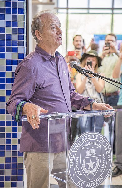 Bill Murray en la Universidad Moody, el 17 de febrero de 2016, en Austin, Texas, Estados Unidos. | Foto: Wikimedia Commons Bill Murray en la Universidad Moody, el 17 de febrero de 2016, en Austin, Texas, Estados Unidos. | Foto: Wikimedia Commons