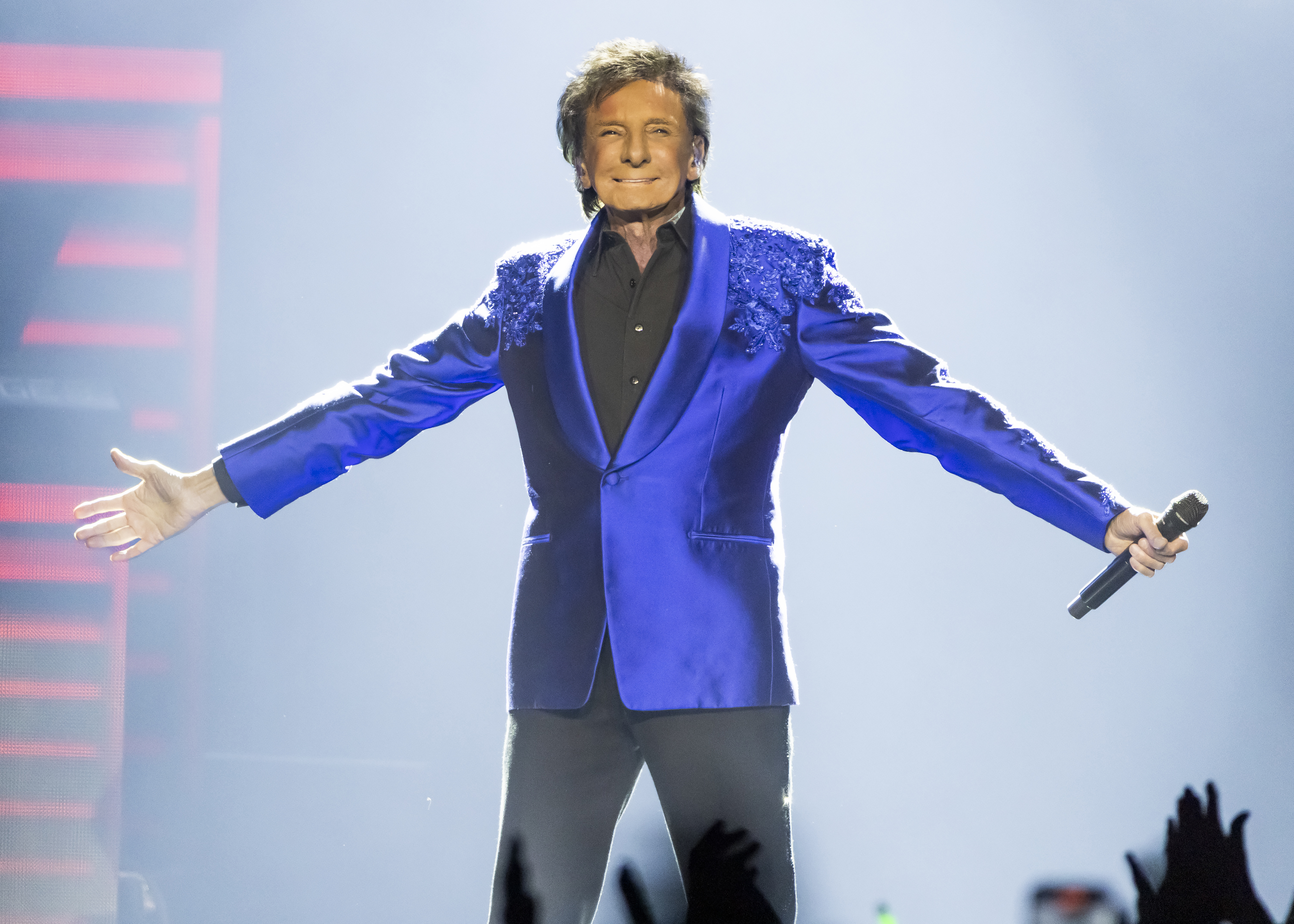 Barry Manilow performs during "Manilow: The Last Detroit Concert" at Little Caesars Arena on 3 June 2025 in Detroit, Michigan. | Source: Getty Images