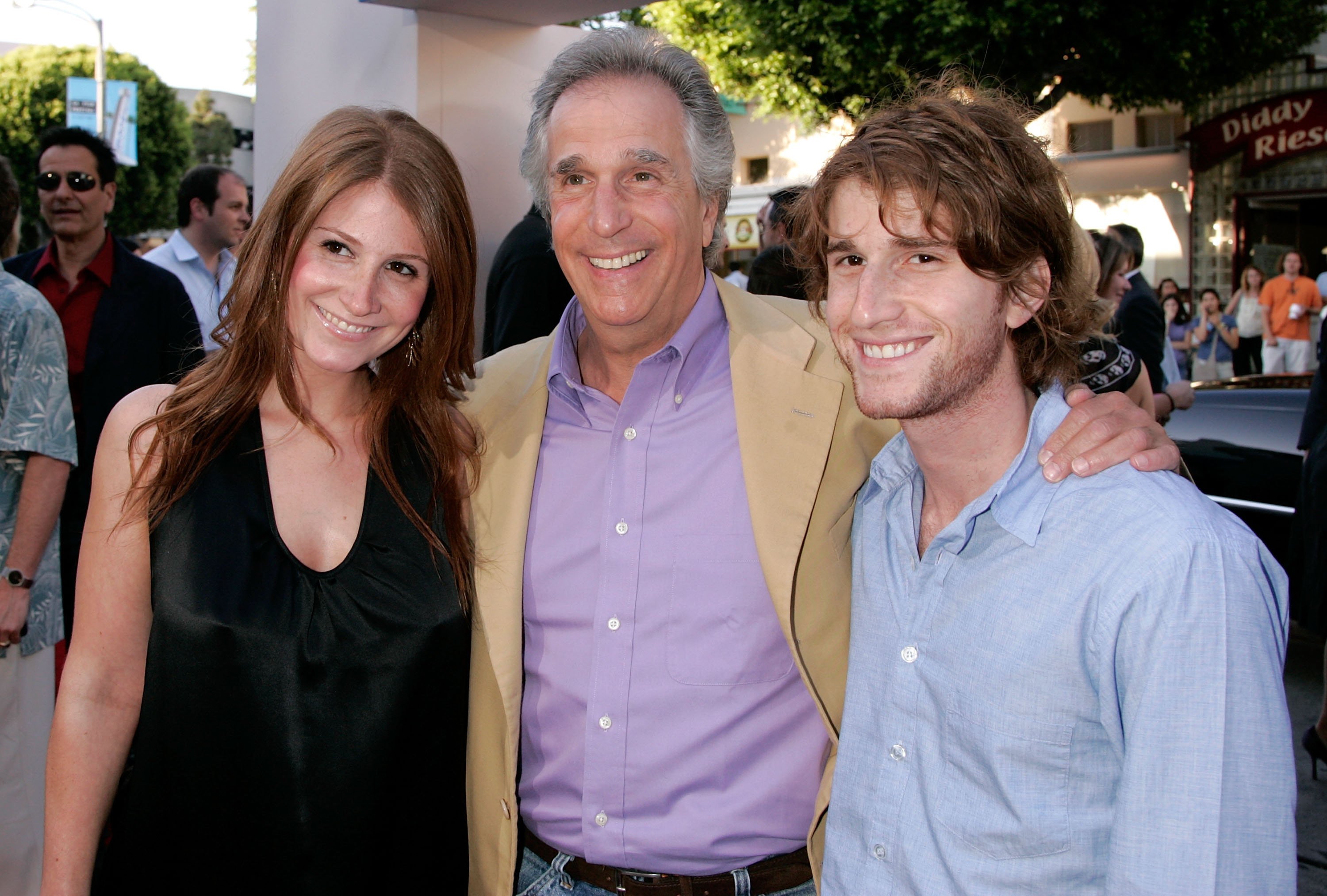 Henry Winkler with son Max Winkler and daughter Zoe Emily Winkler arrive at Sony Pictures premiere of "Click" at the Mann Village Theater on June 14, 2006 in Westwood, California | Photo: Getty Images