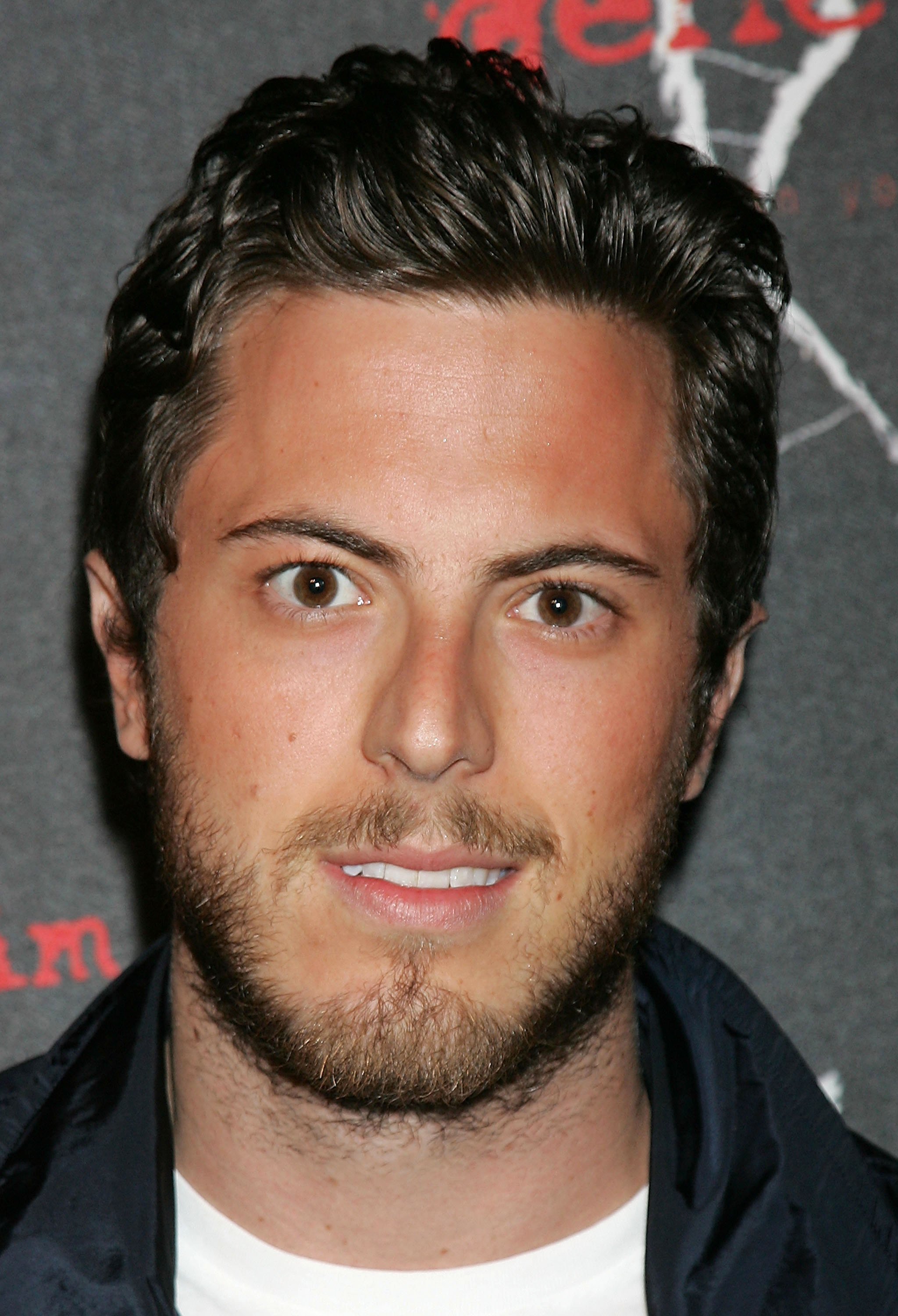 Harry Morton assiste au premier anniversaire de Genetic Denim à la discothèque AREA le 9 novembre 2006 à Los Angeles, en Californie. | Photo : Getty Images