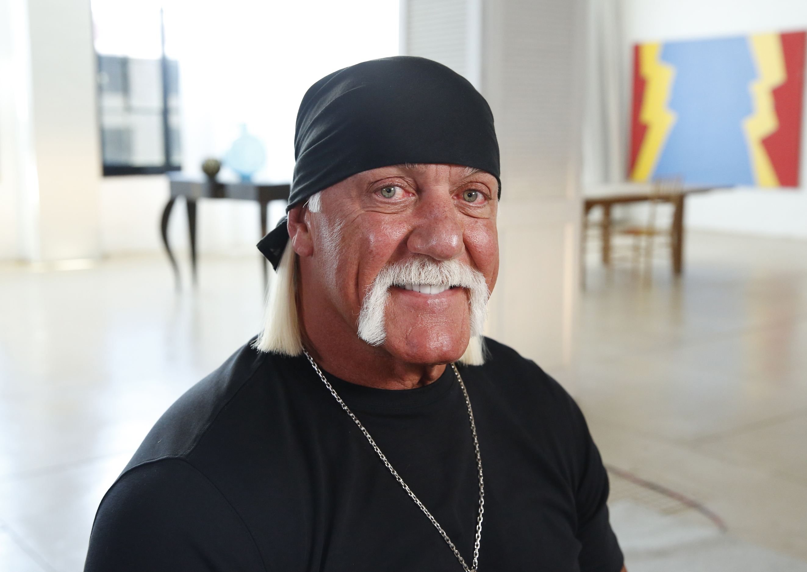 Hulk Hogan sitting down for an interview for "Good Morning America" on August 28, 2015 | Source: Getty Images