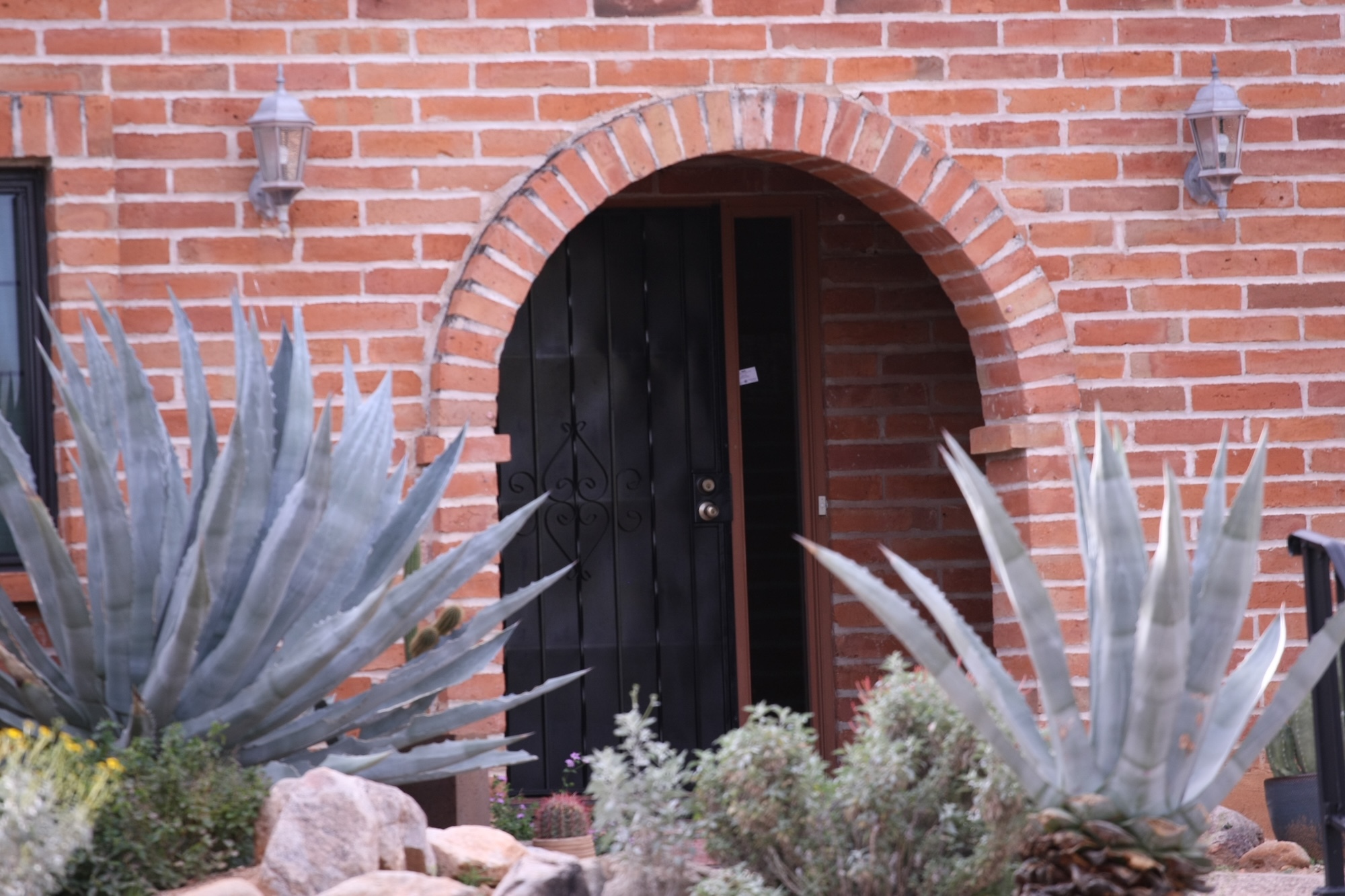 Front doorway of Nancy Guthrie's Tucson home during the ongoing investigation on February 12, 2026 | Source: Getty Images