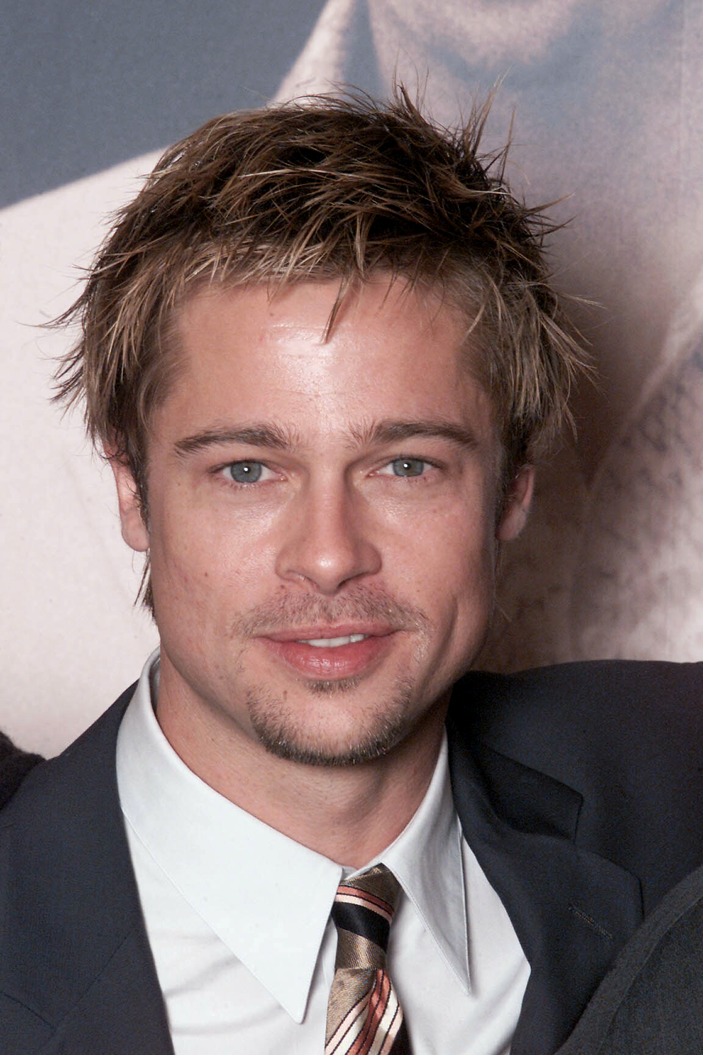 Brad Pitt promoting "Ocean's Eleven" on December 2, 2001, in London, England. | Source: Getty Images