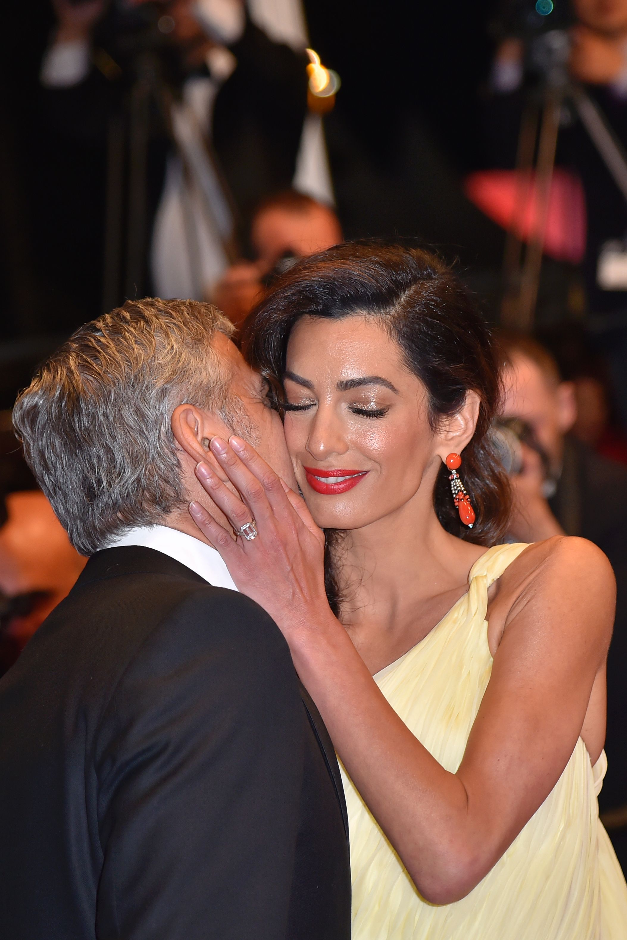US-Schauspieler George Clooney und seine Frau Amal Clooney bei den 69. Filmfestspielen von Cannes in Cannes, Südfrankreich, am 12. Mai 2016 | Quelle: Getty Images
