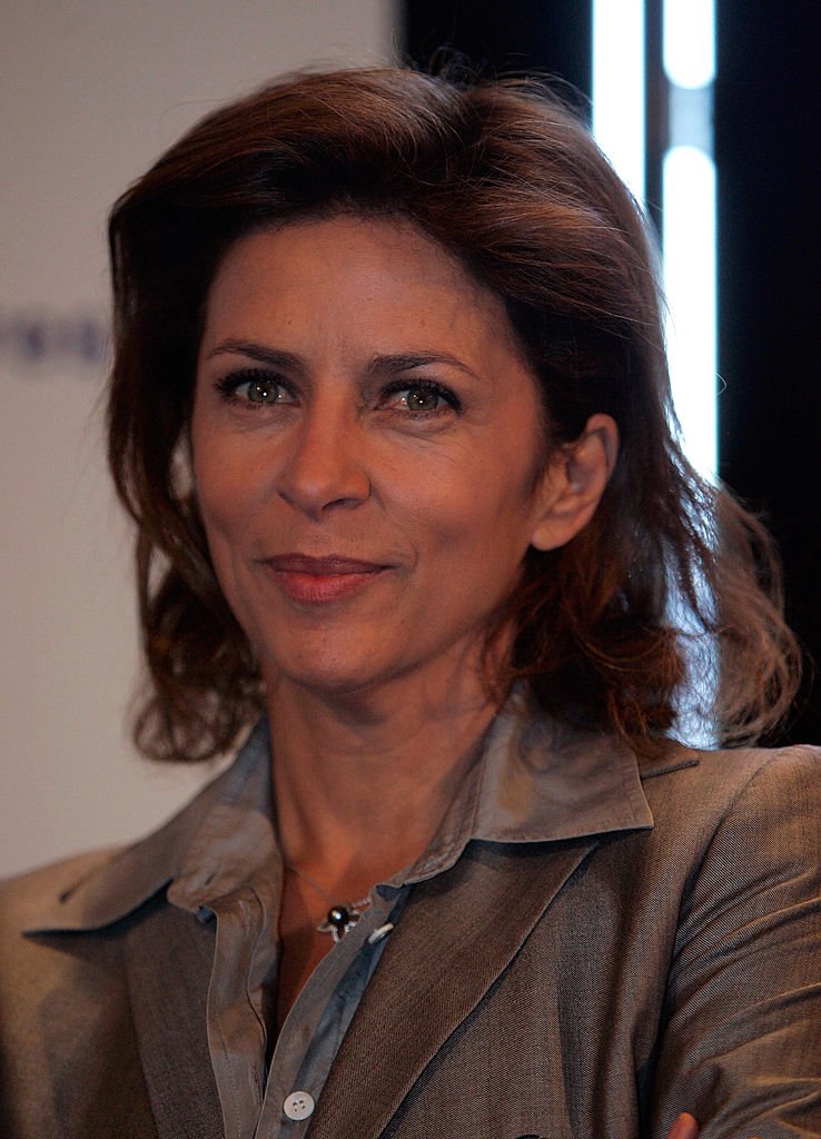 Corinne Touzet assiste au lancement de l'opération "2000 femmes pour 2012". | Source : Getty Images