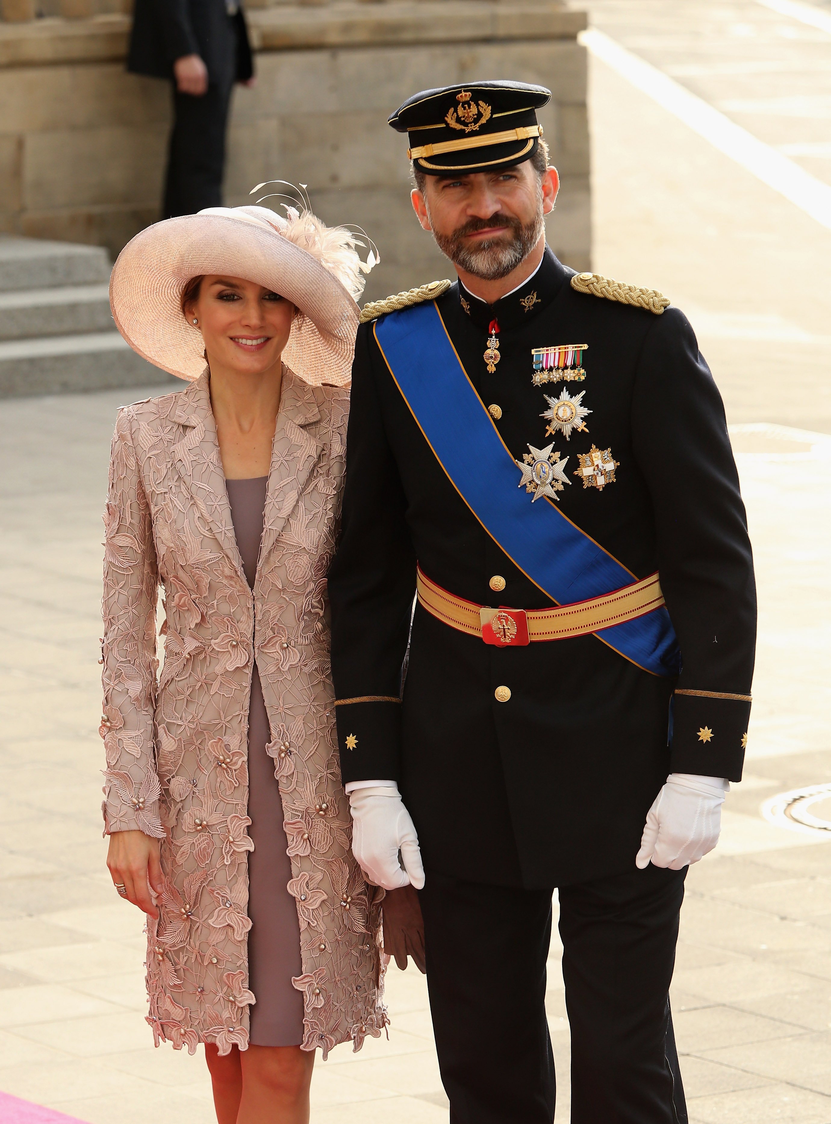 La princesse Letizia d'Espagne et le prince Felipe assistent à la cérémonie de mariage du prince Guillaume de Luxembourg et de la princesse Stéphanie de Luxembourg à la cathédrale Notre-Dame de Luxembourg le 20 octobre 2012 à Luxembourg, Luxembourg. / Source : Getty Images