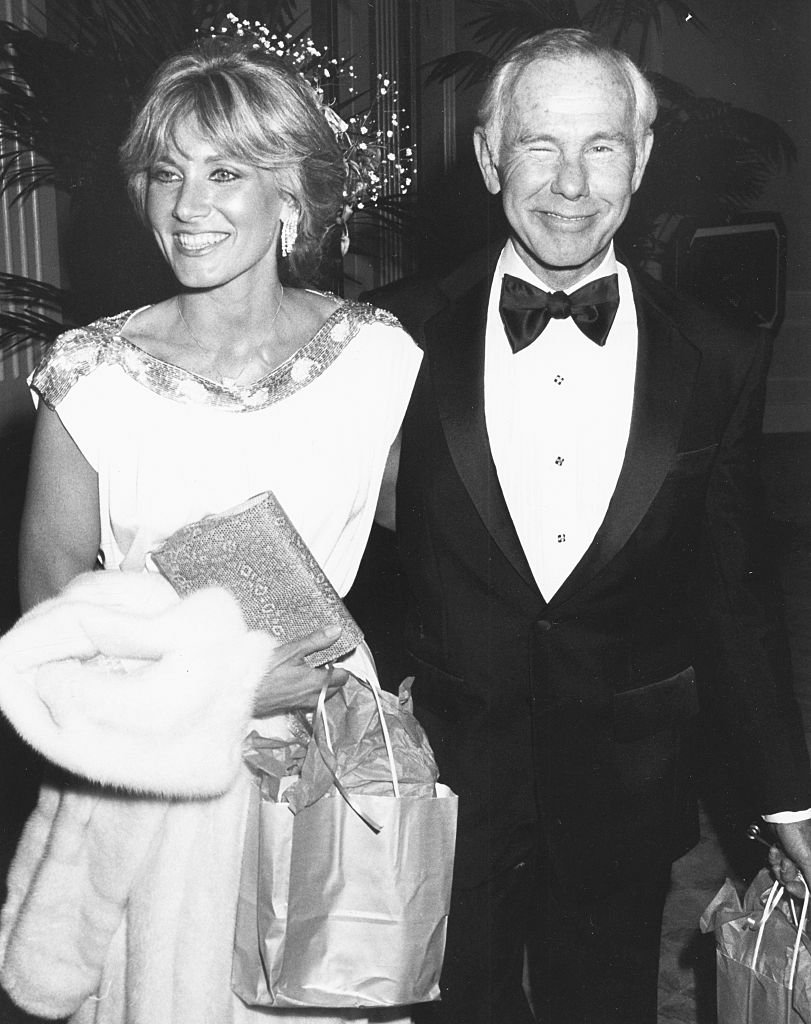Johnny Carson and Alex Maas attending the American Film Institute Awards at the Beverly Hilton Hotel, California, March 6th 1986 | Photo: GettyImages